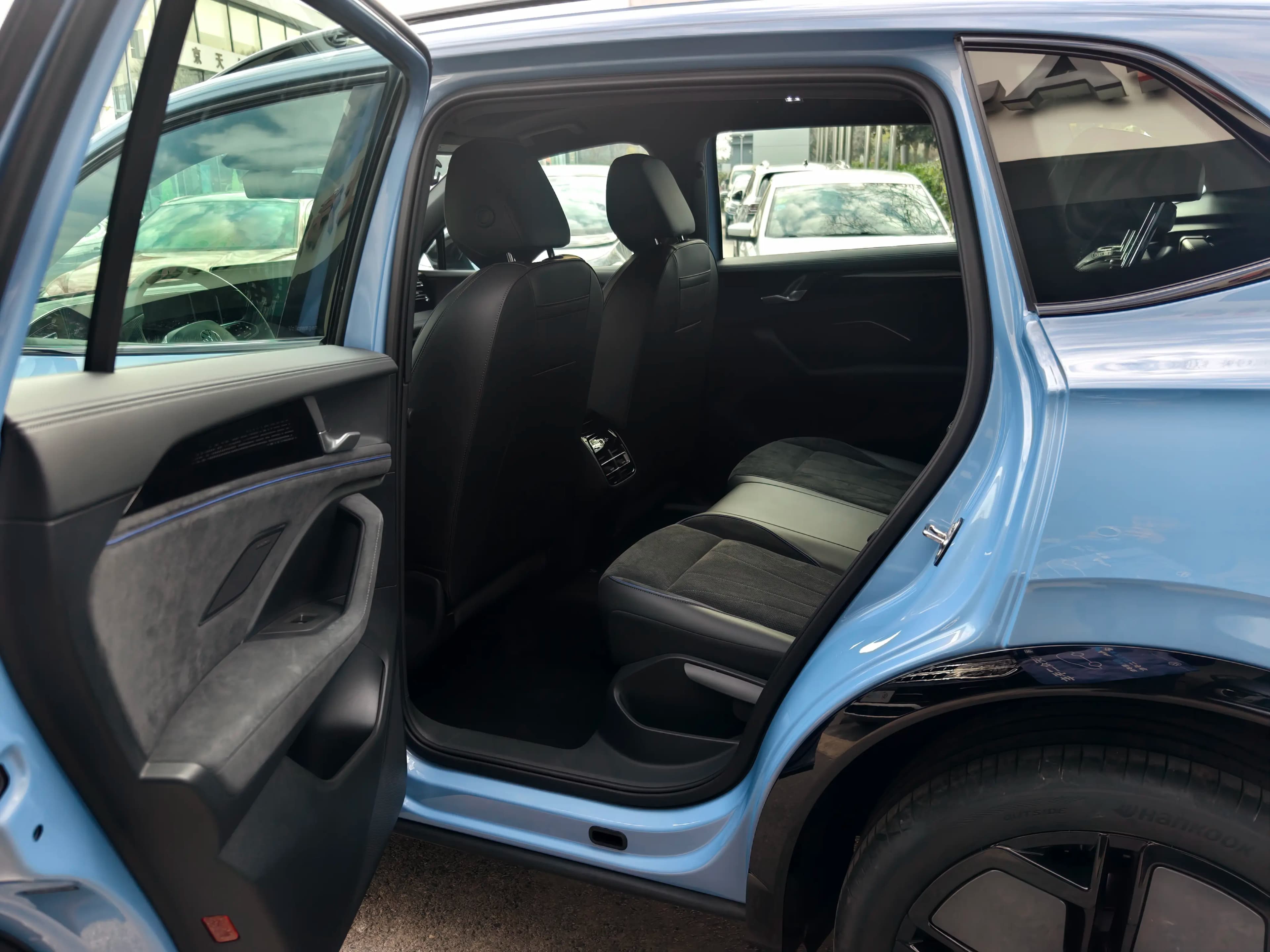 Volkswagen Tiguan L 2024 г. 2022 км. — фото 6