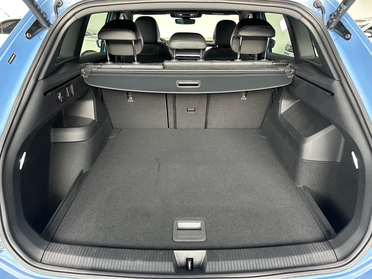 Volkswagen Tiguan L 2024 г. 5924 км. — фото 16