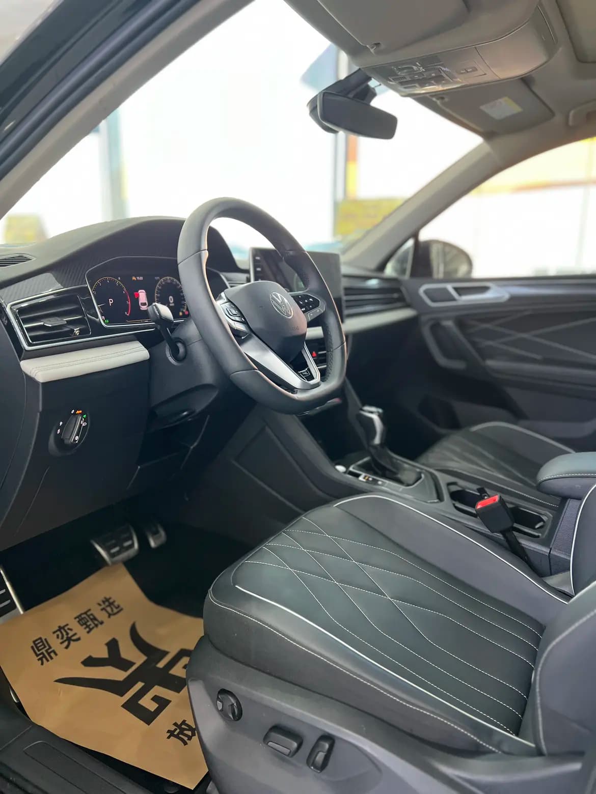 Volkswagen Tiguan L 2024 г. 20025 км. — фото 4