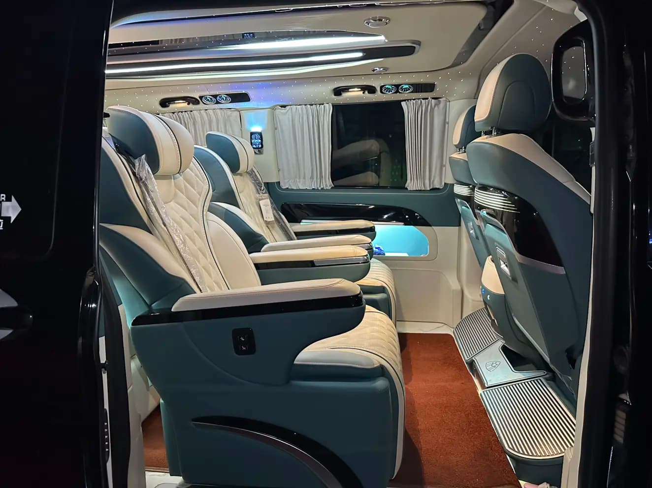 Mercedes-Benz Vito 2023 г. 40058 км. — фото 7