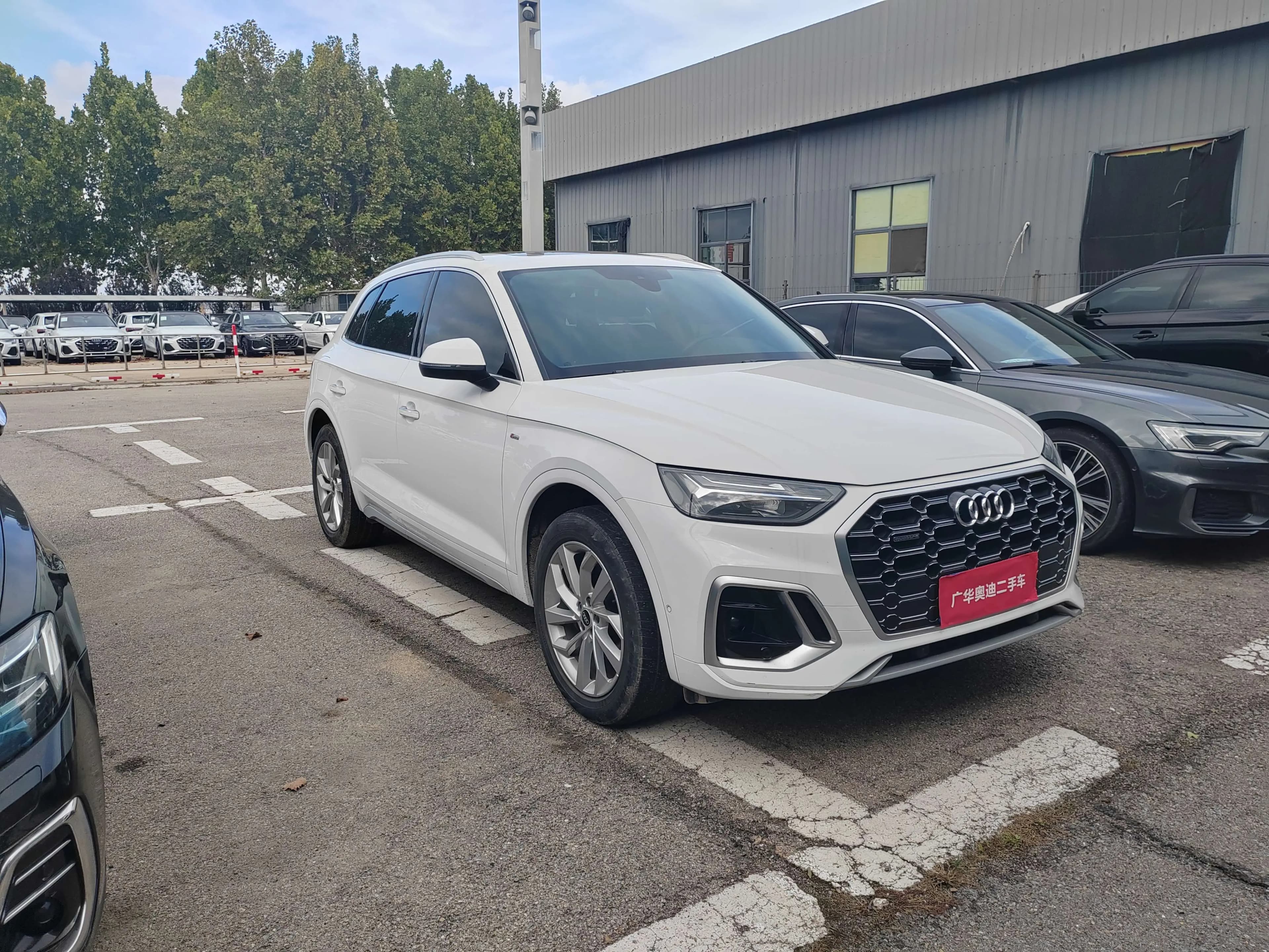 Audi Q5L 2022 г. 70003 км. — фото 3