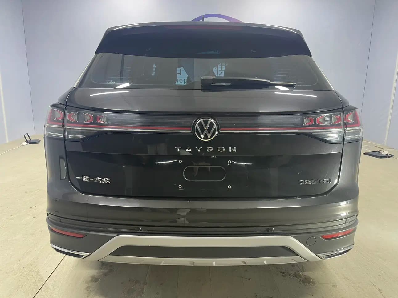 Volkswagen Tayron 2023 г. 22071 км. — фото 3