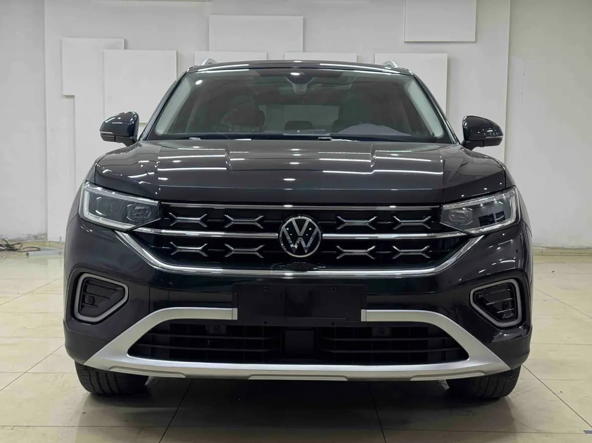 Volkswagen Tayron 2023 г. 34072 км. — фото 2