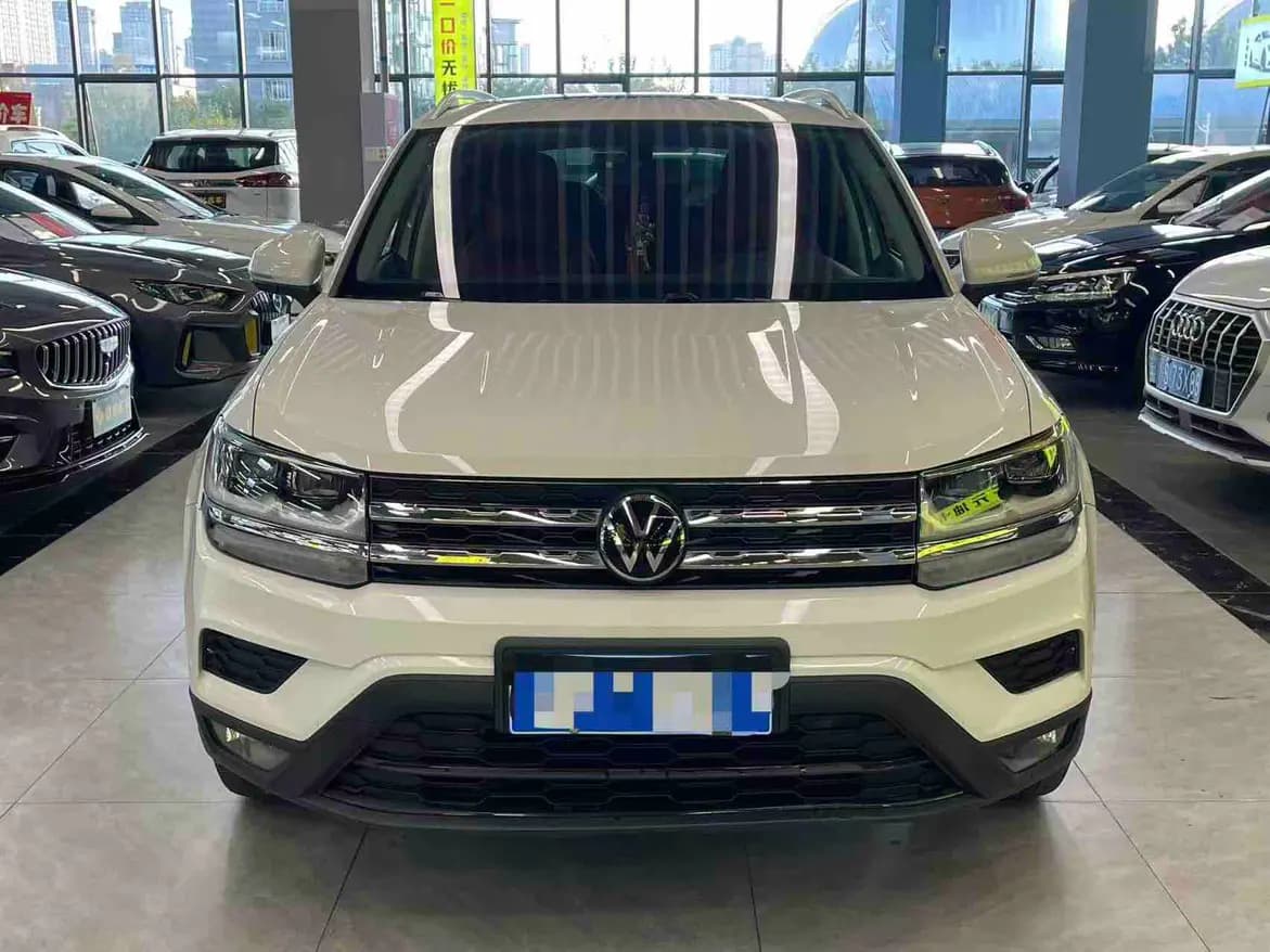 Volkswagen Tharu 2023 г. 46112 км. — фото 2