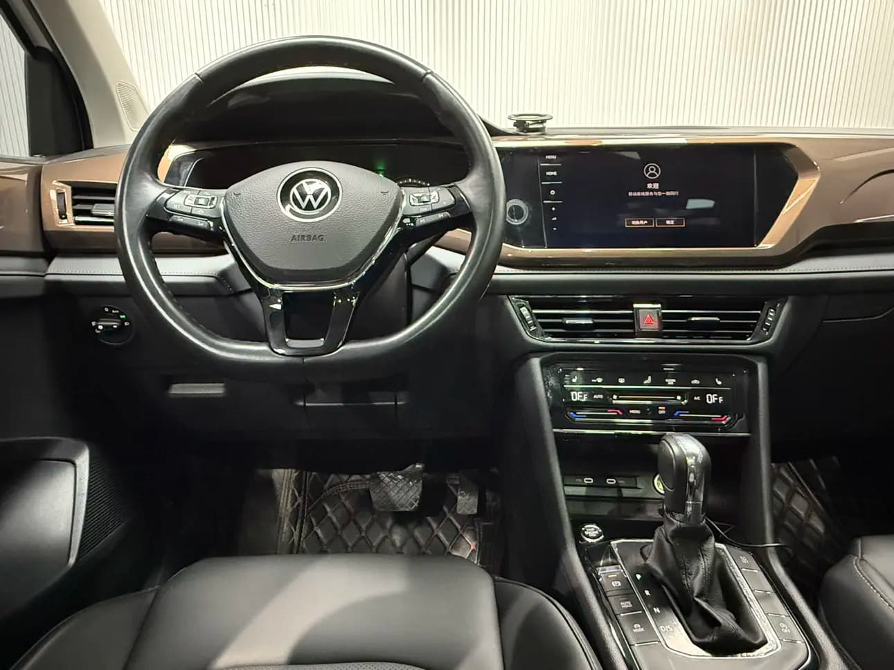 Volkswagen Tharu 2021 г. 54115 км. — фото 11