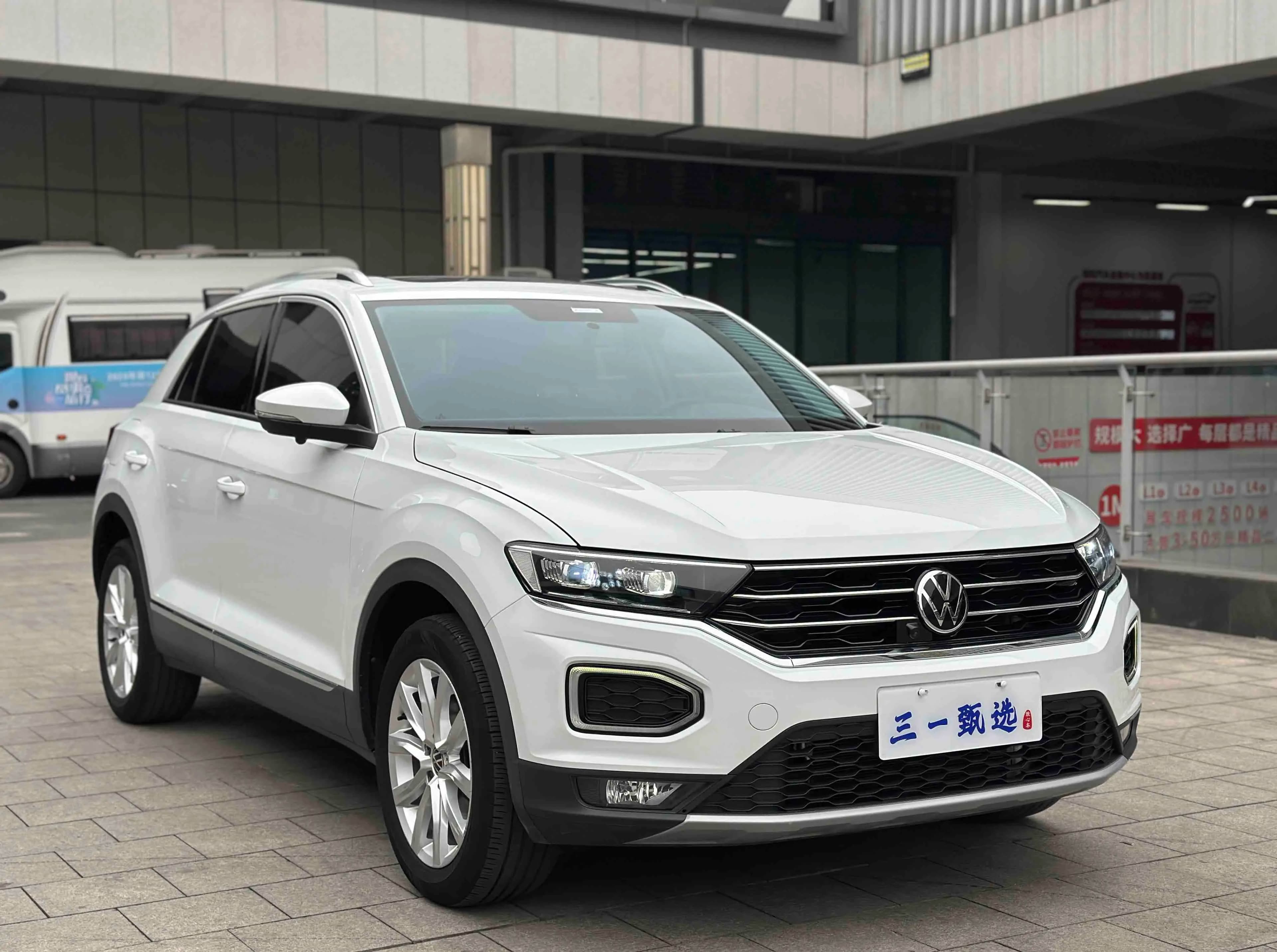Volkswagen T-Roc 2022 г. 26022 км. — фото 3