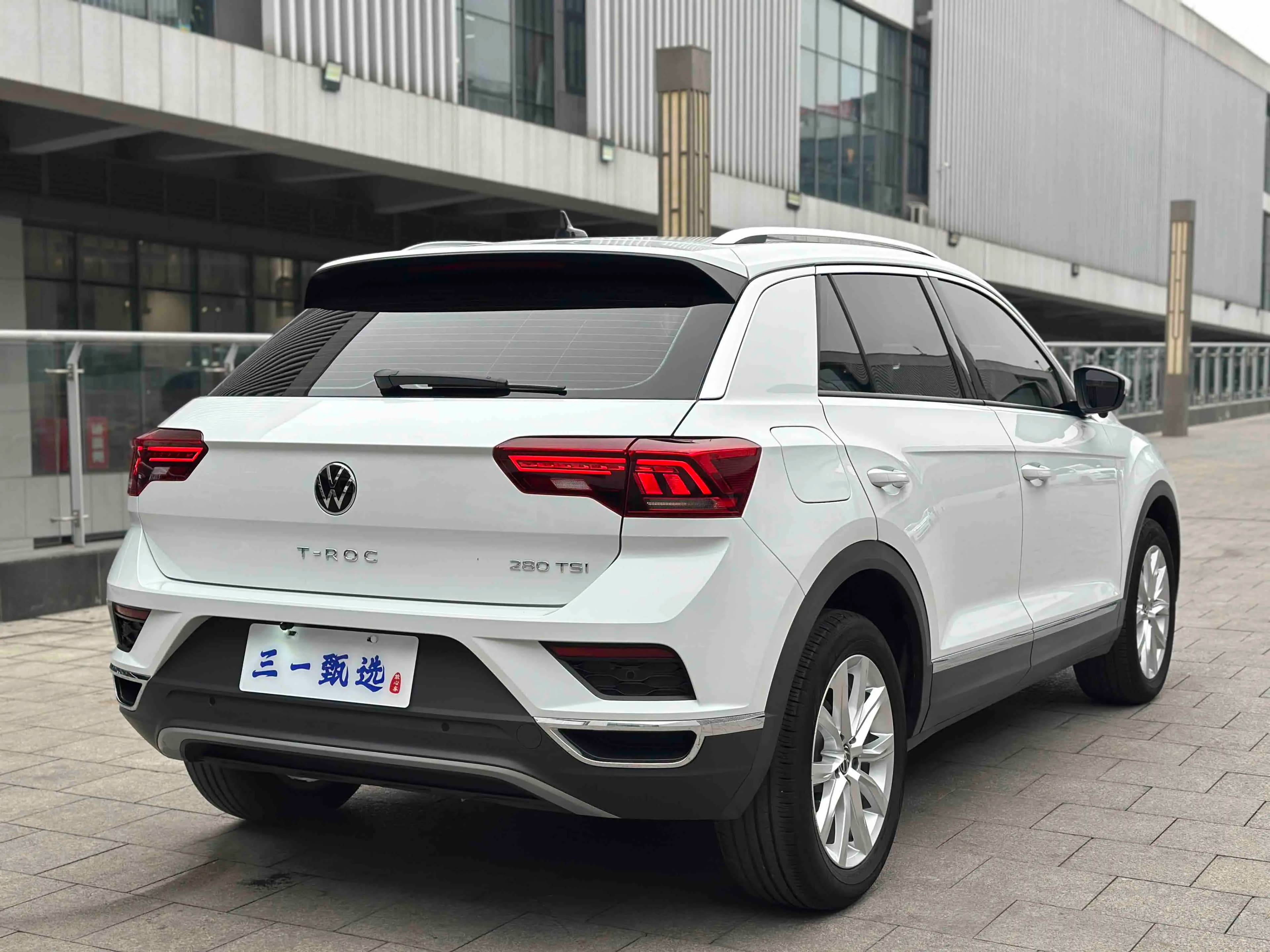 Volkswagen T-Roc 2022 г. 26022 км. — фото 6