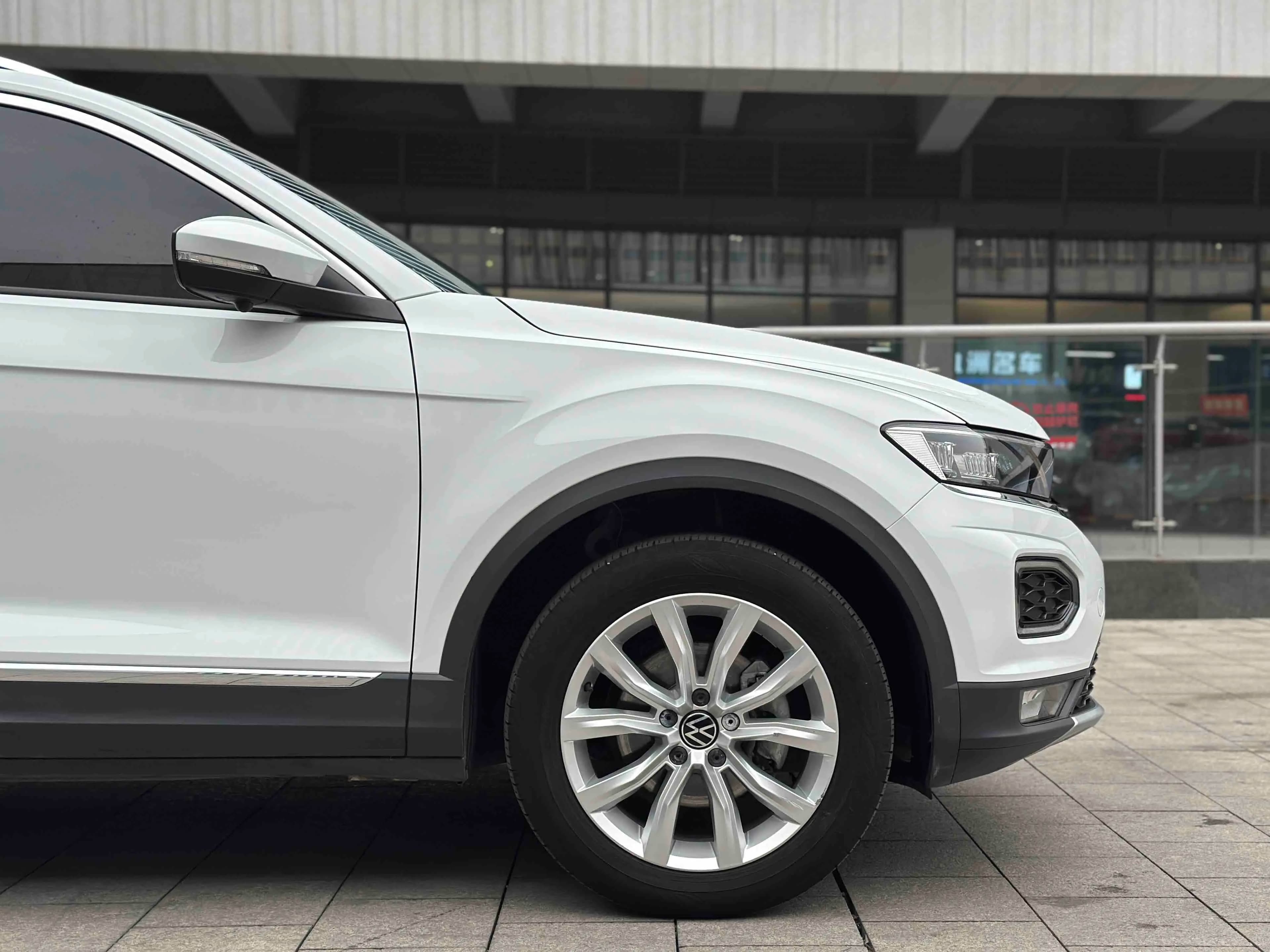 Volkswagen T-Roc 2022 г. 26022 км. — фото 7