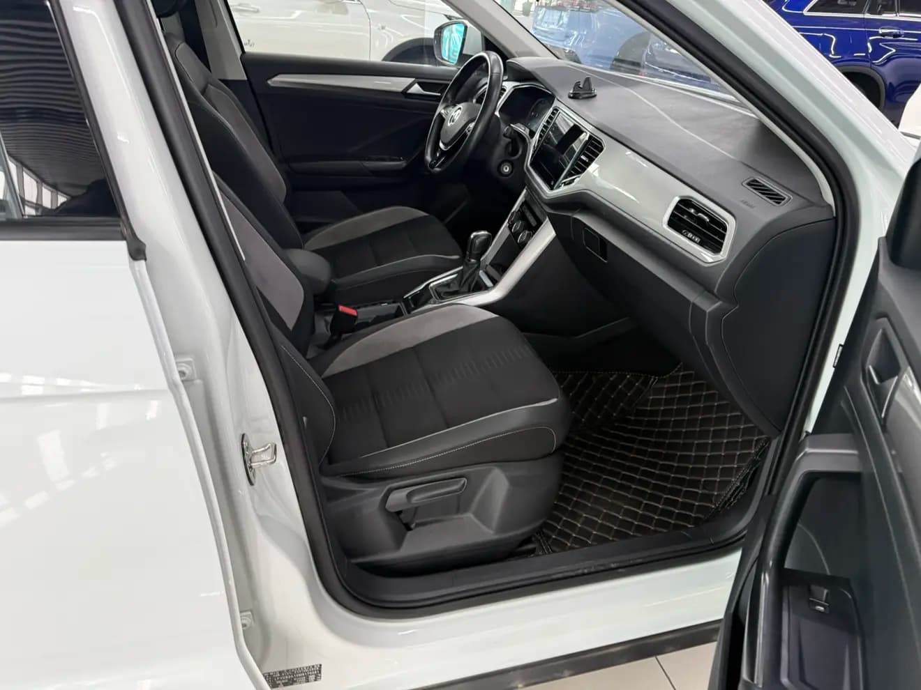 Volkswagen T-Roc 2021 г. 40023 км. — фото 4