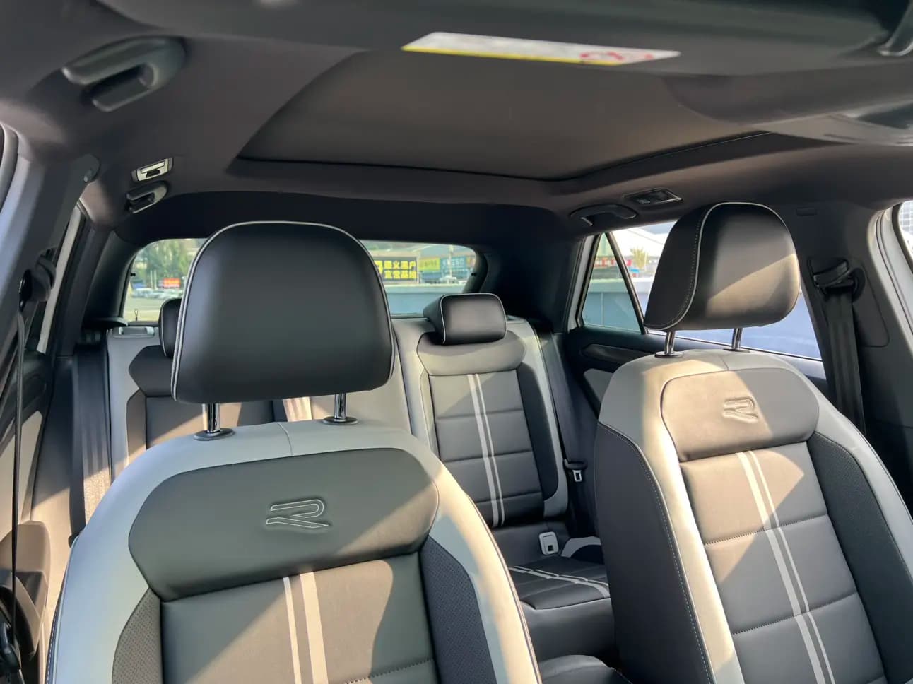 Volkswagen T-Roc 2023 г. 32024 км. — фото 15
