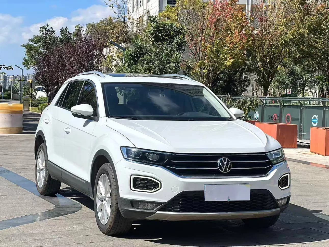 Volkswagen T-Roc 2023 г. 40025 км. — фото 3