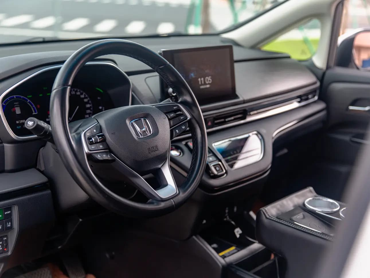 Honda Elysion 2023 г. 62090 км. — фото 17