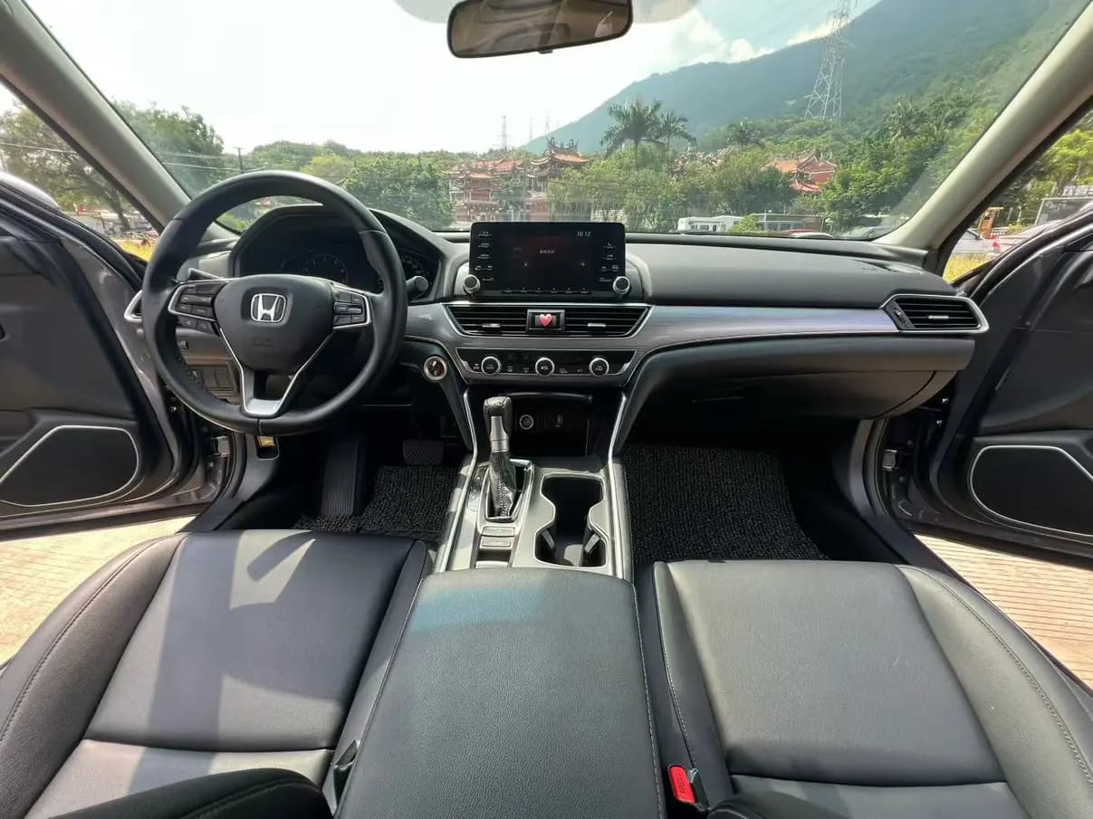 Honda Accord 2021 г. 71113 км. — фото 7