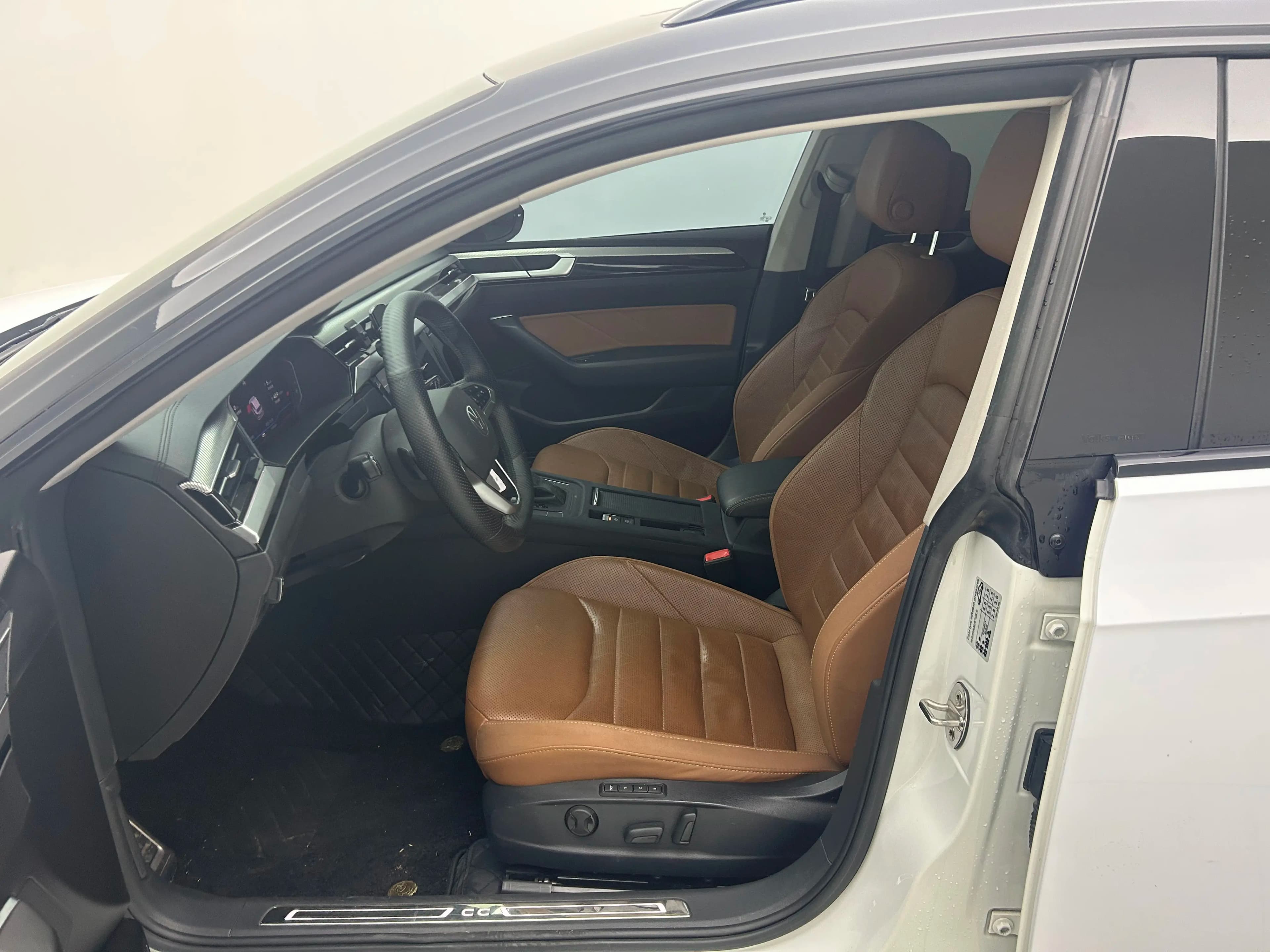 Volkswagen Arteon 2021 г. 68674 км. — фото 14
