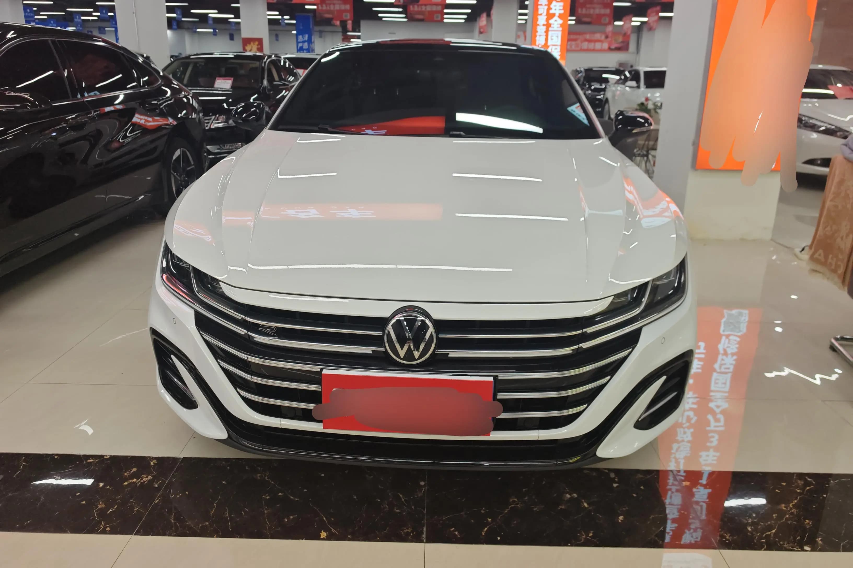 Volkswagen Arteon 2023 г. 32573 км. — фото 2