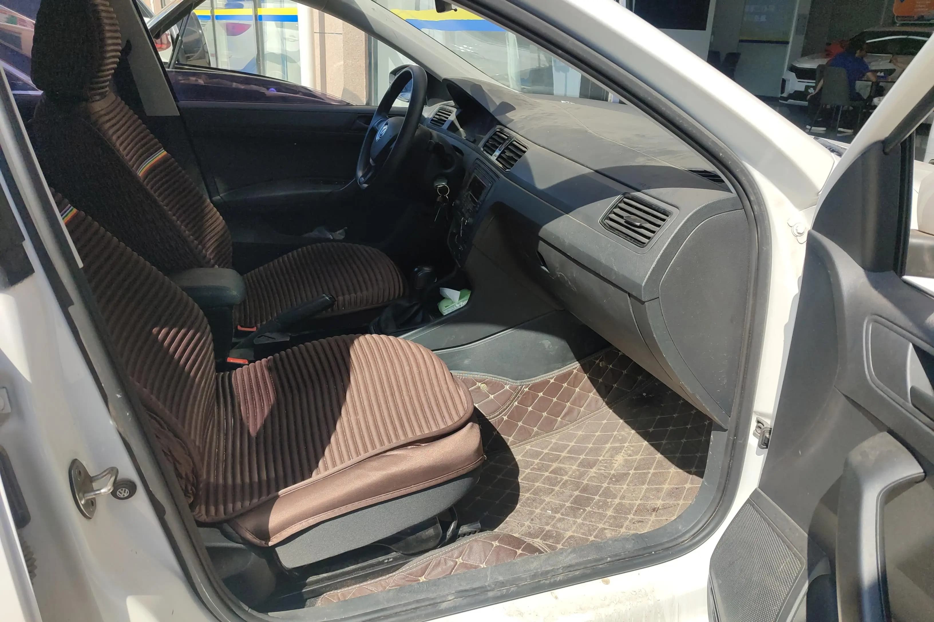 Volkswagen Santana 2022 г. 48101 км. — фото 11