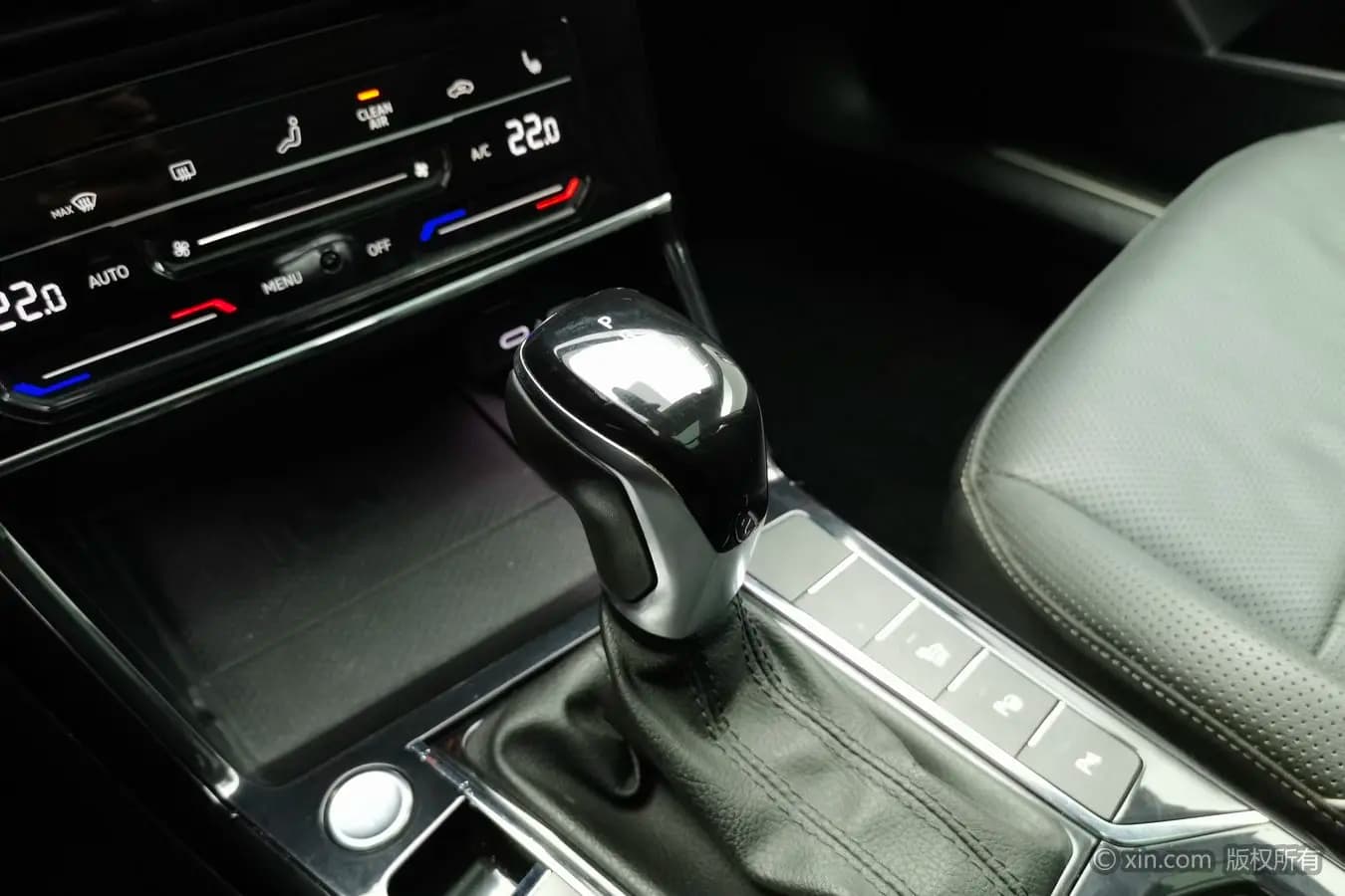 Volkswagen Passat PHEV 2021 г. 76772 км. — фото 14