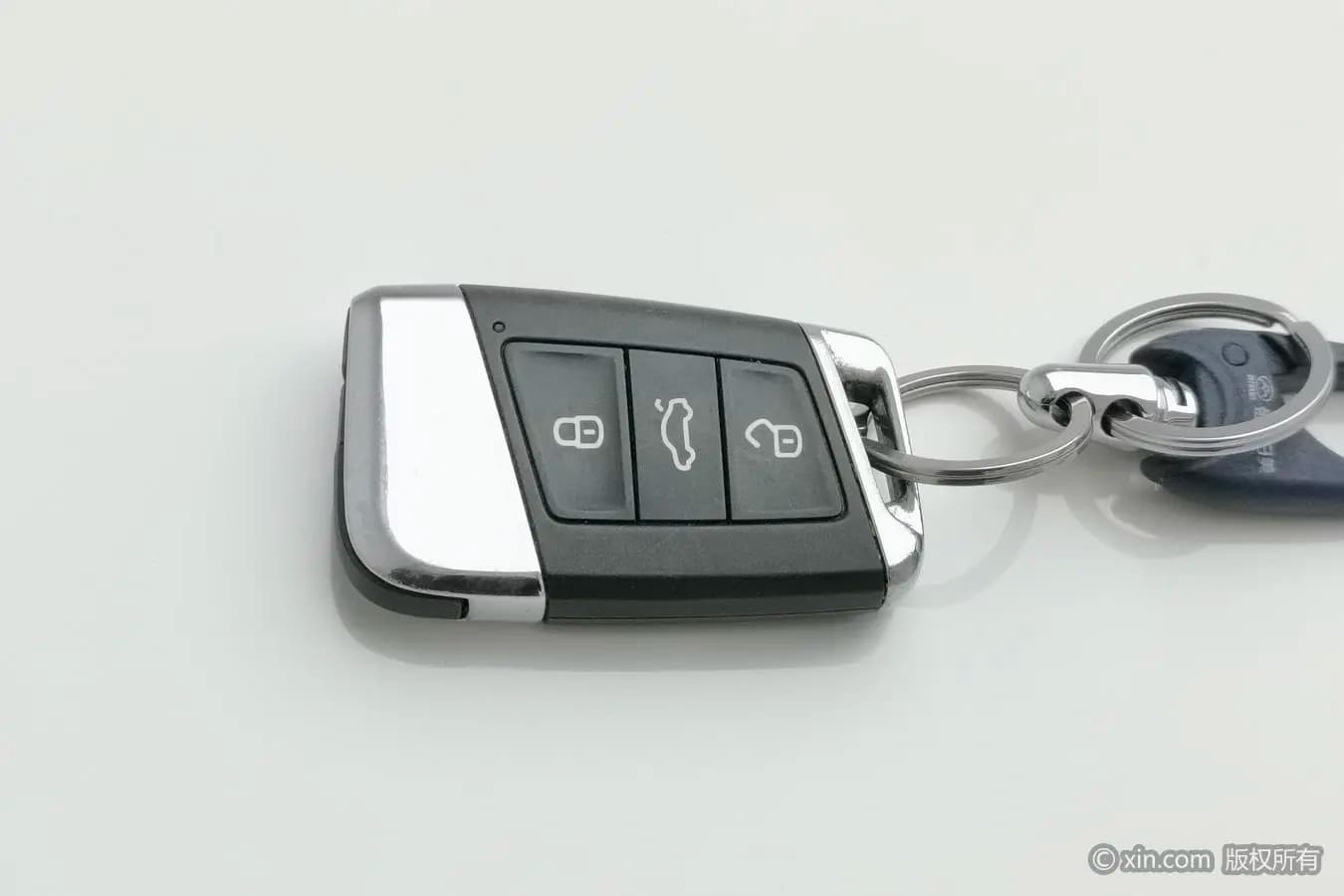 Volkswagen Passat PHEV 2021 г. 76772 км. — фото 6