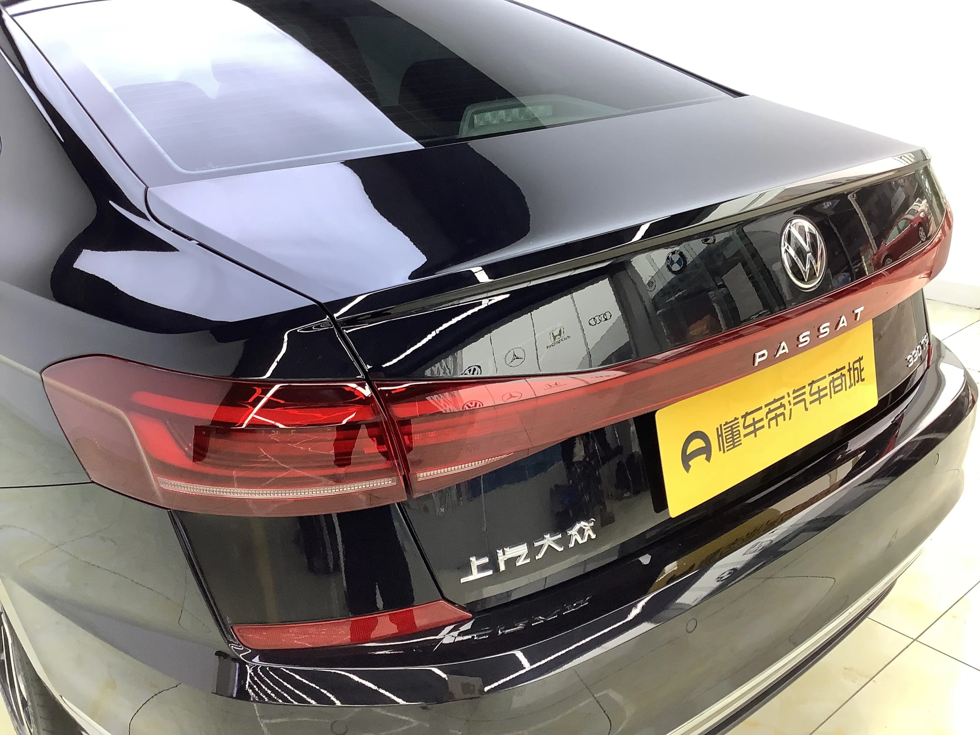 Volkswagen Passat 2022 г. 69374 км. — фото 12