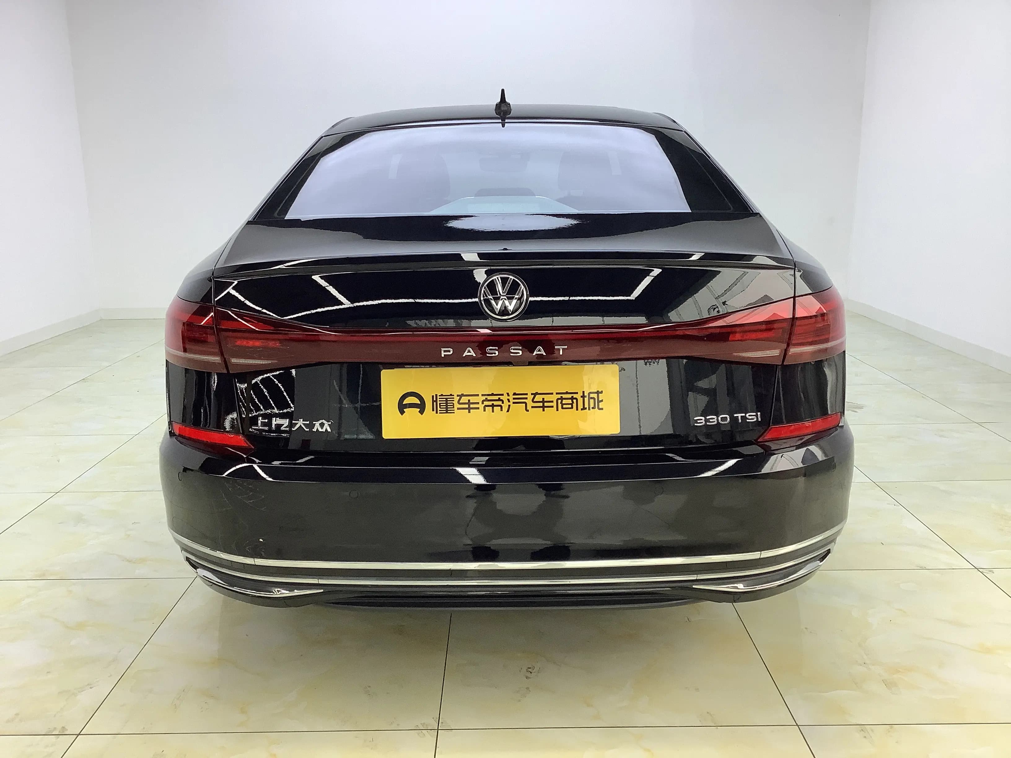 Volkswagen Passat 2022 г. 69374 км. — фото 6