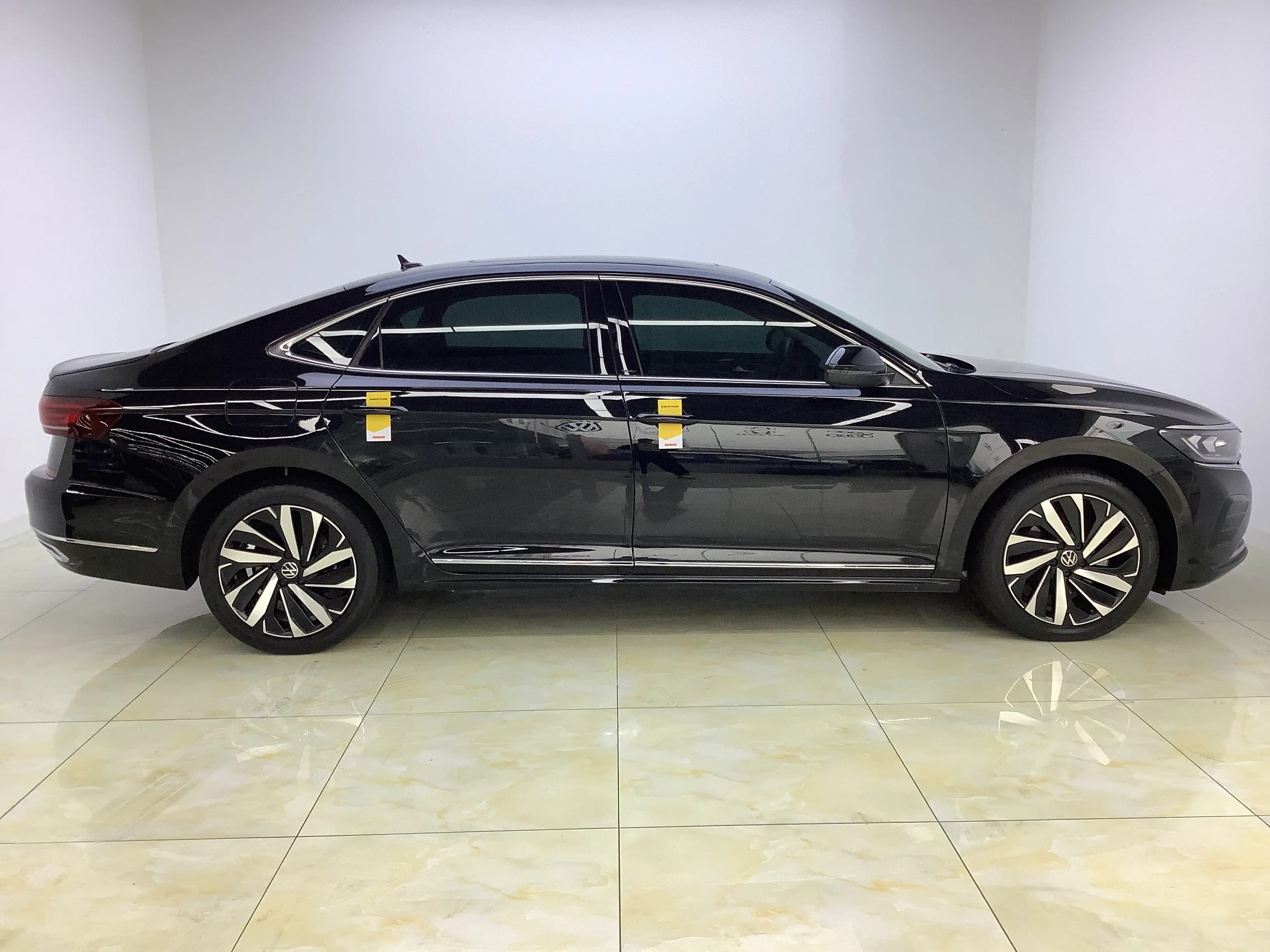 Volkswagen Passat 2022 г. 69374 км. — фото 7