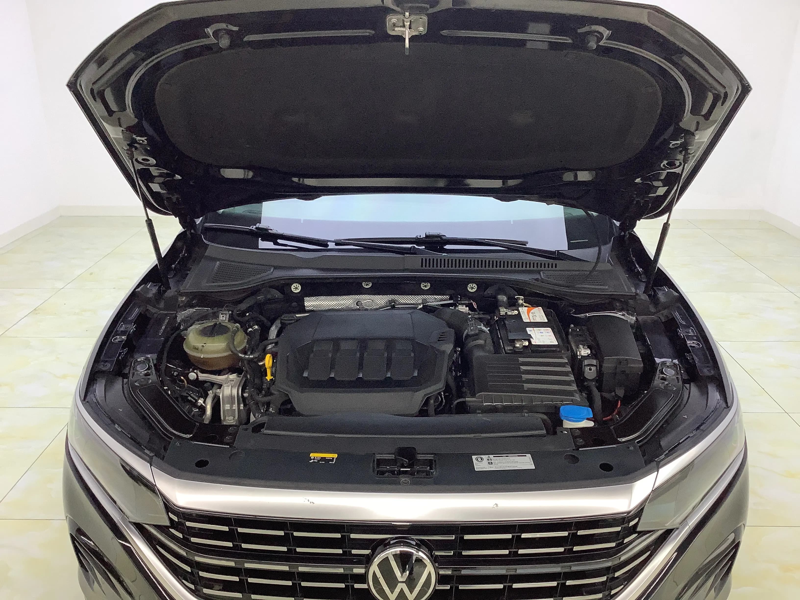 Volkswagen Passat 2022 г. 69374 км. — фото 9