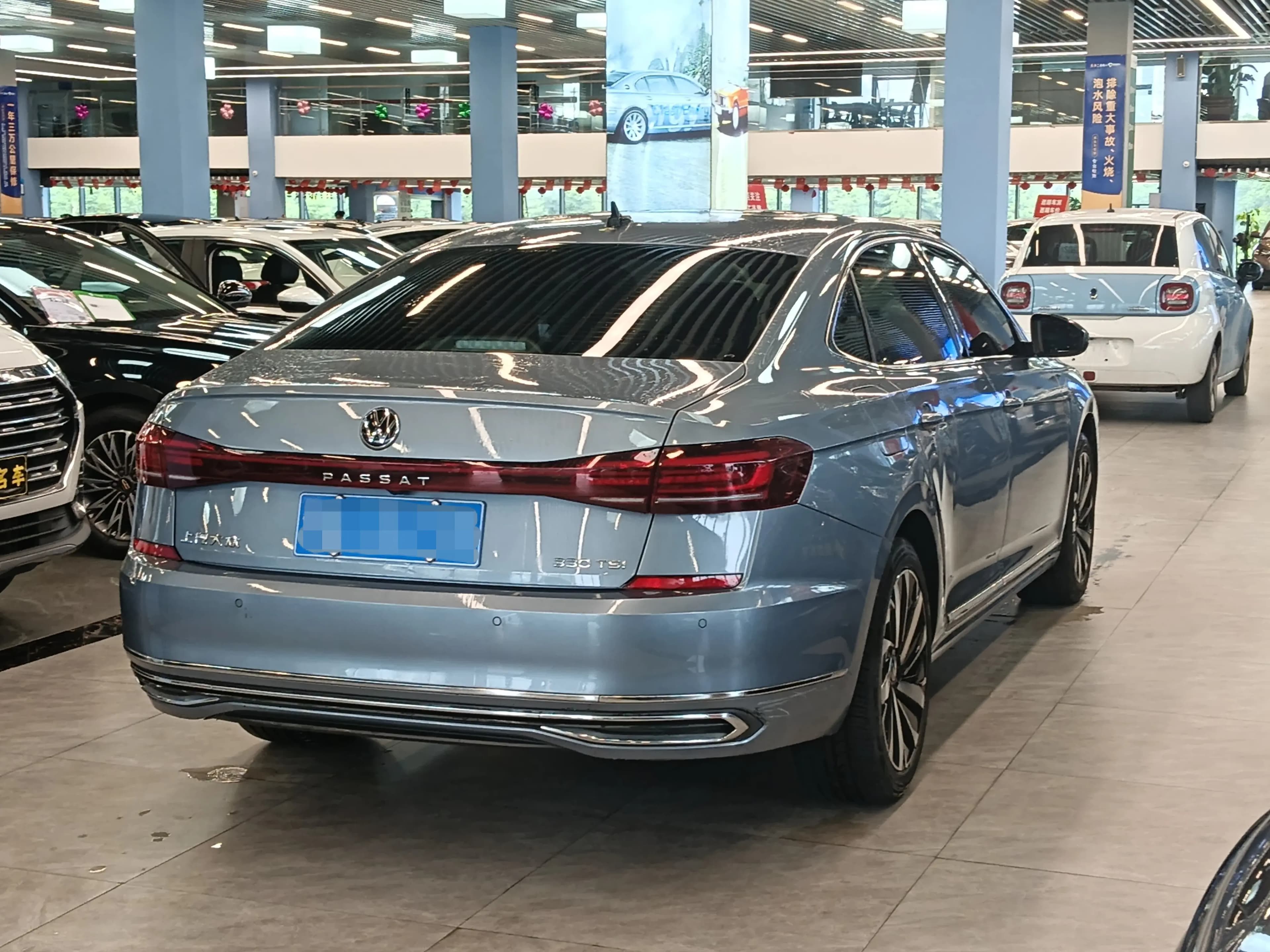 Volkswagen Passat 2022 г. 49076 км. — фото 3