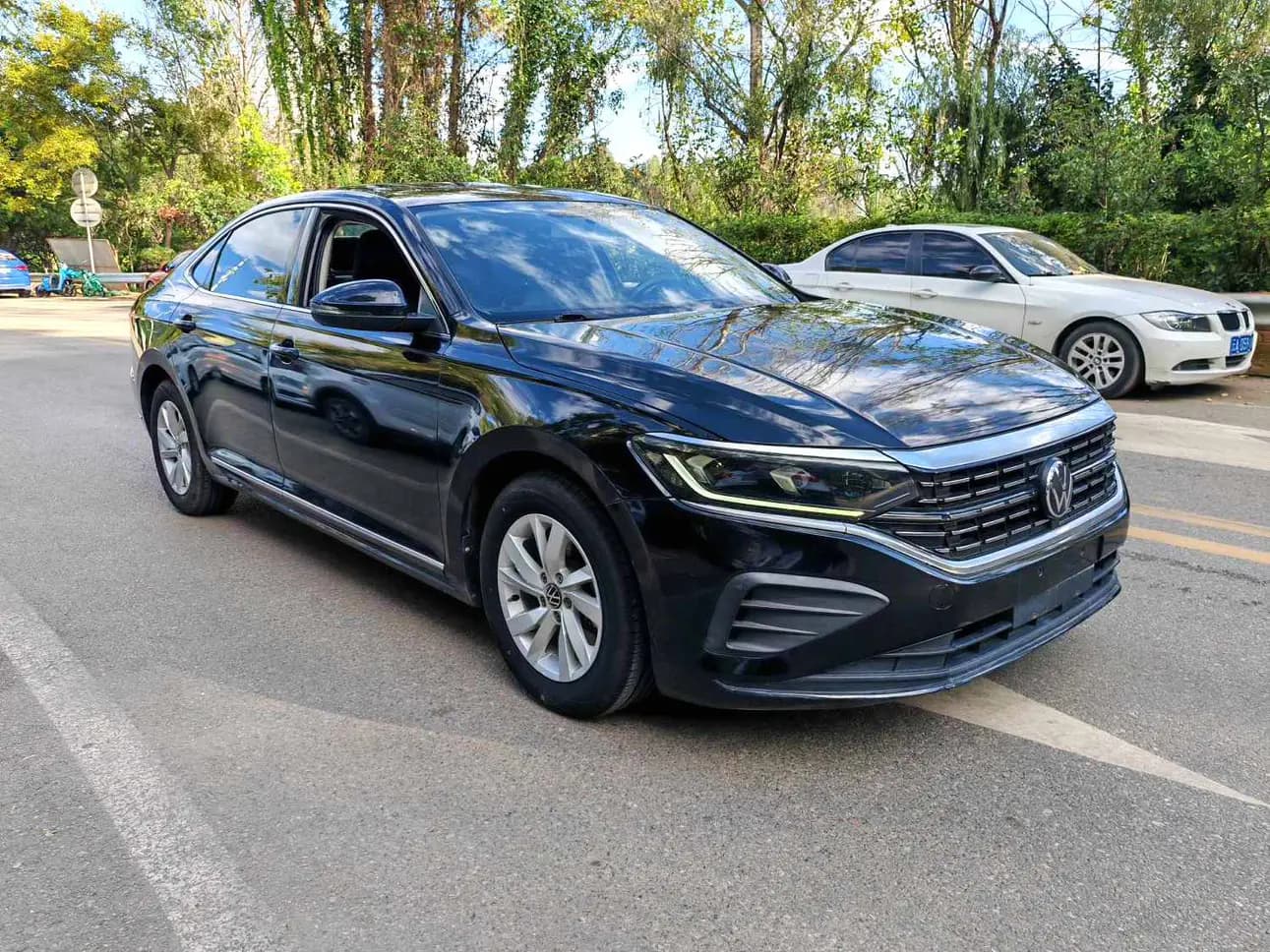 Volkswagen Passat 2022 г. 80077 км. — фото 3