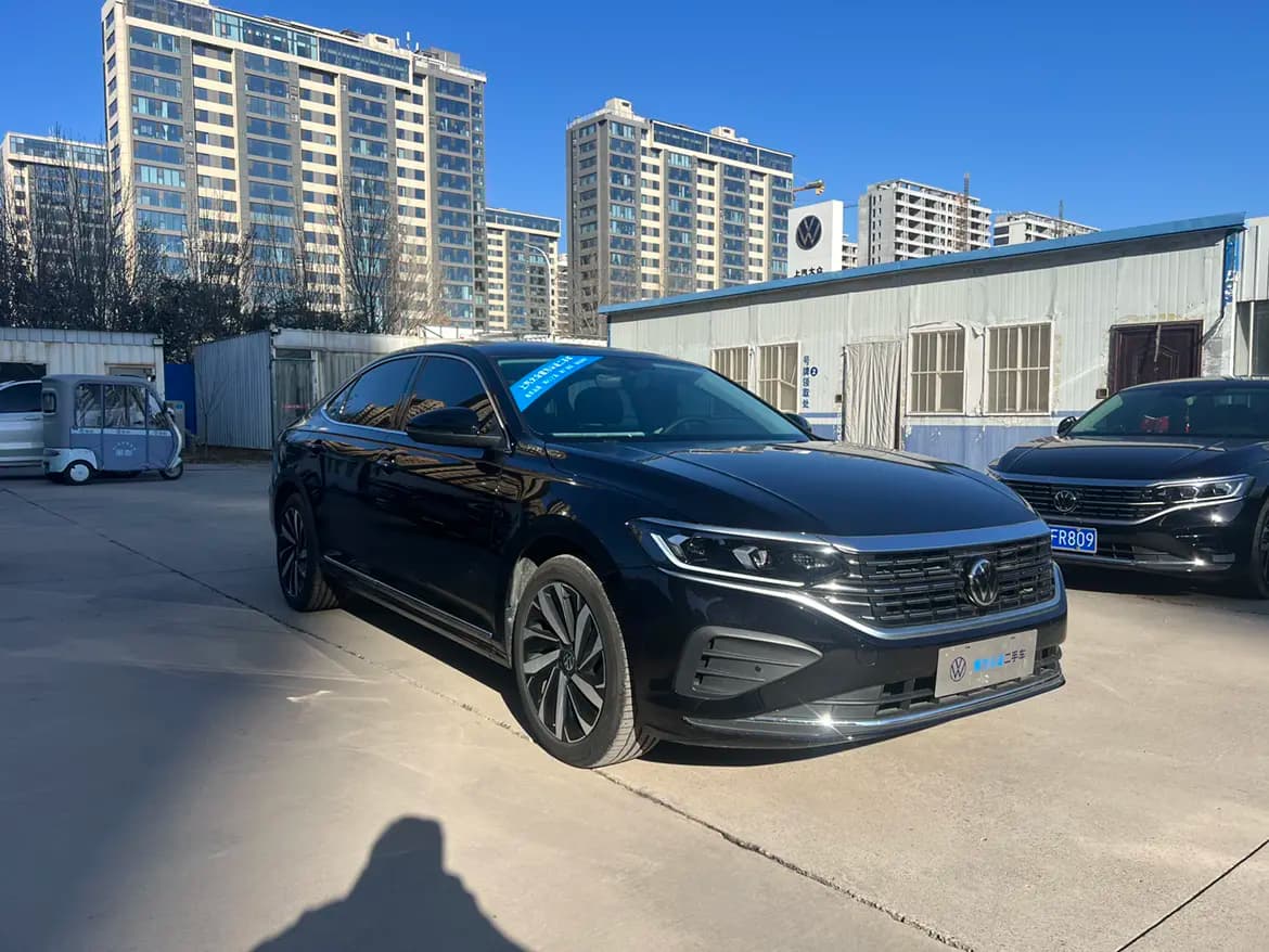 Volkswagen Passat 2024 г. 14079 км. — фото 3