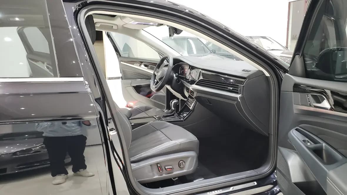 Volkswagen Passat 2024 г. 52080 км. — фото 11