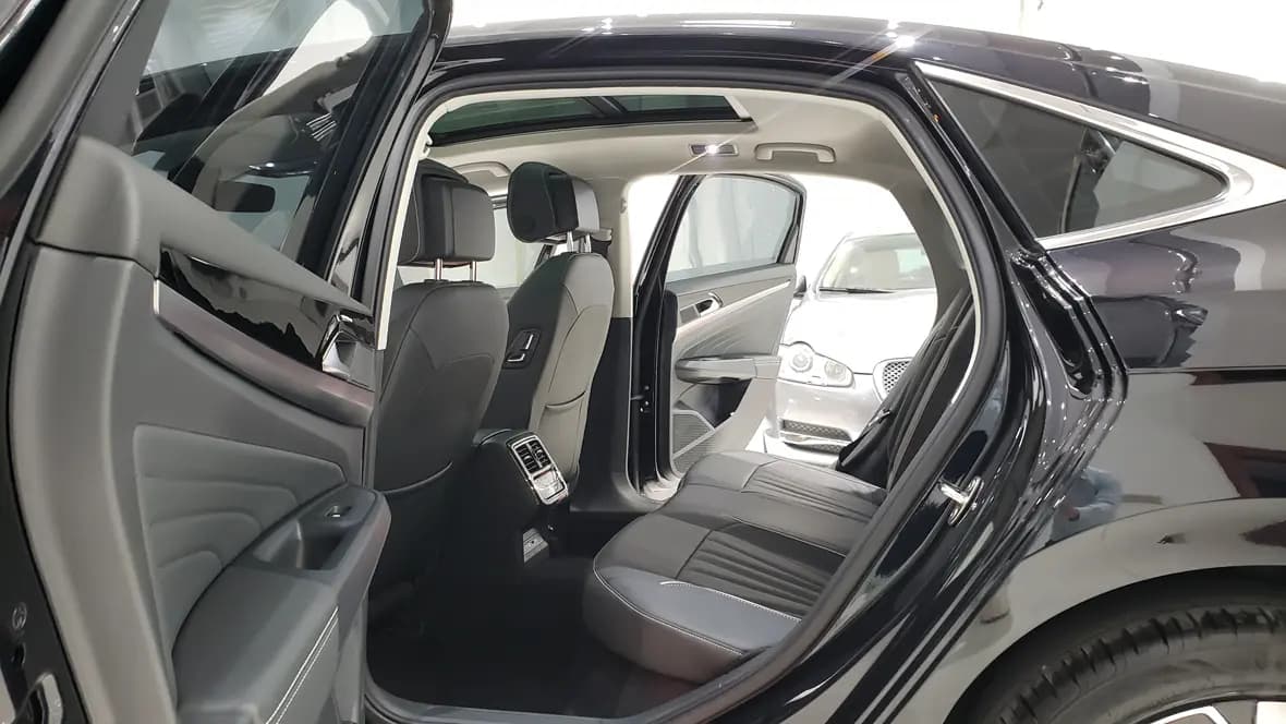 Volkswagen Passat 2024 г. 52080 км. — фото 15