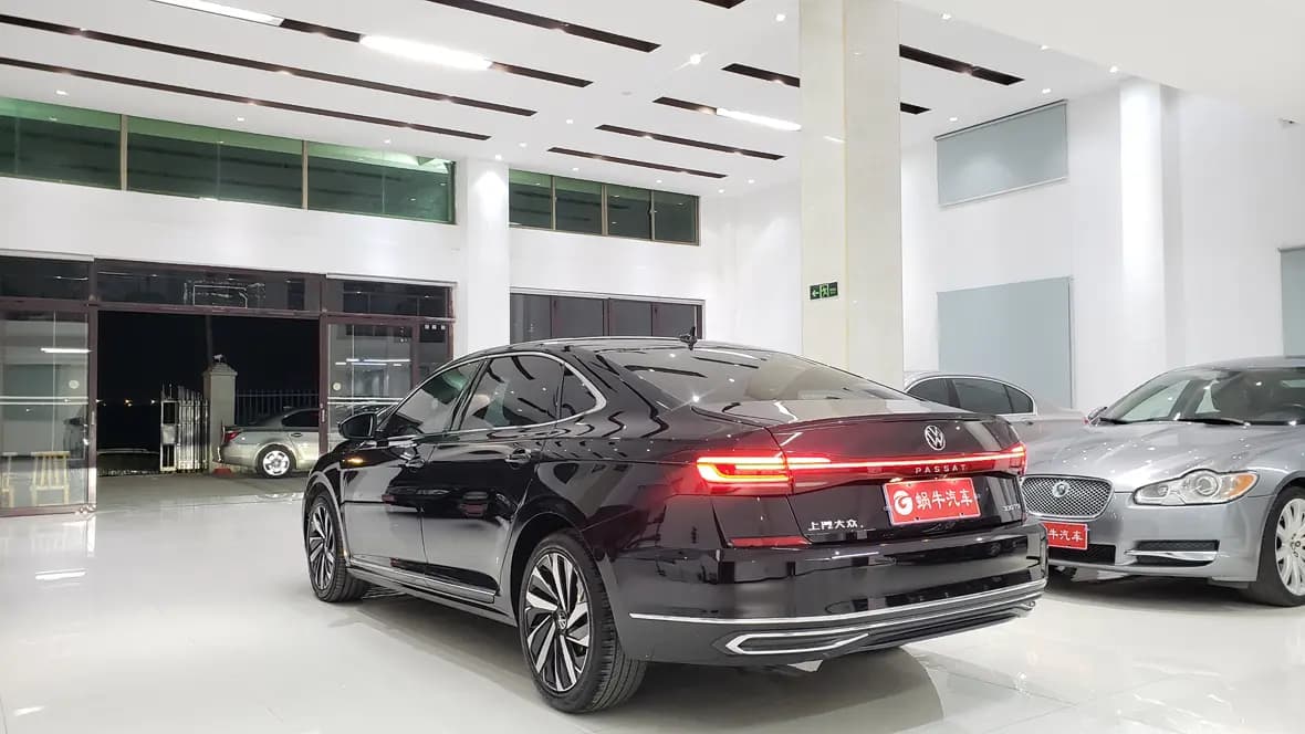 Volkswagen Passat 2024 г. 52080 км. — фото 5