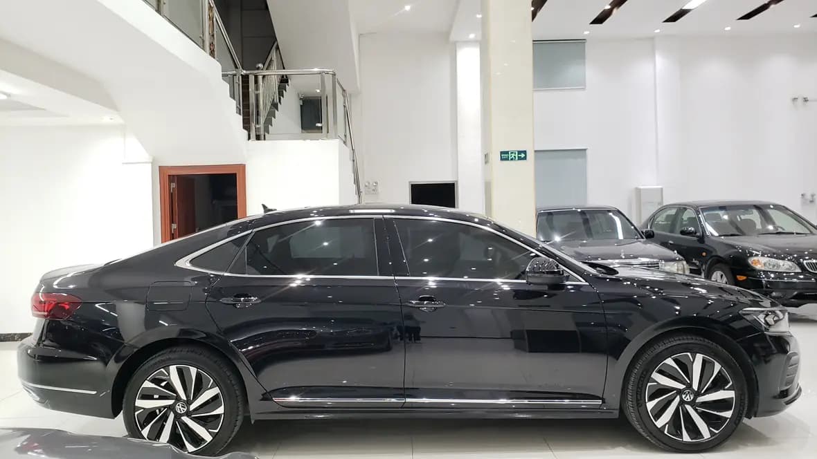 Volkswagen Passat 2024 г. 52080 км. — фото 8
