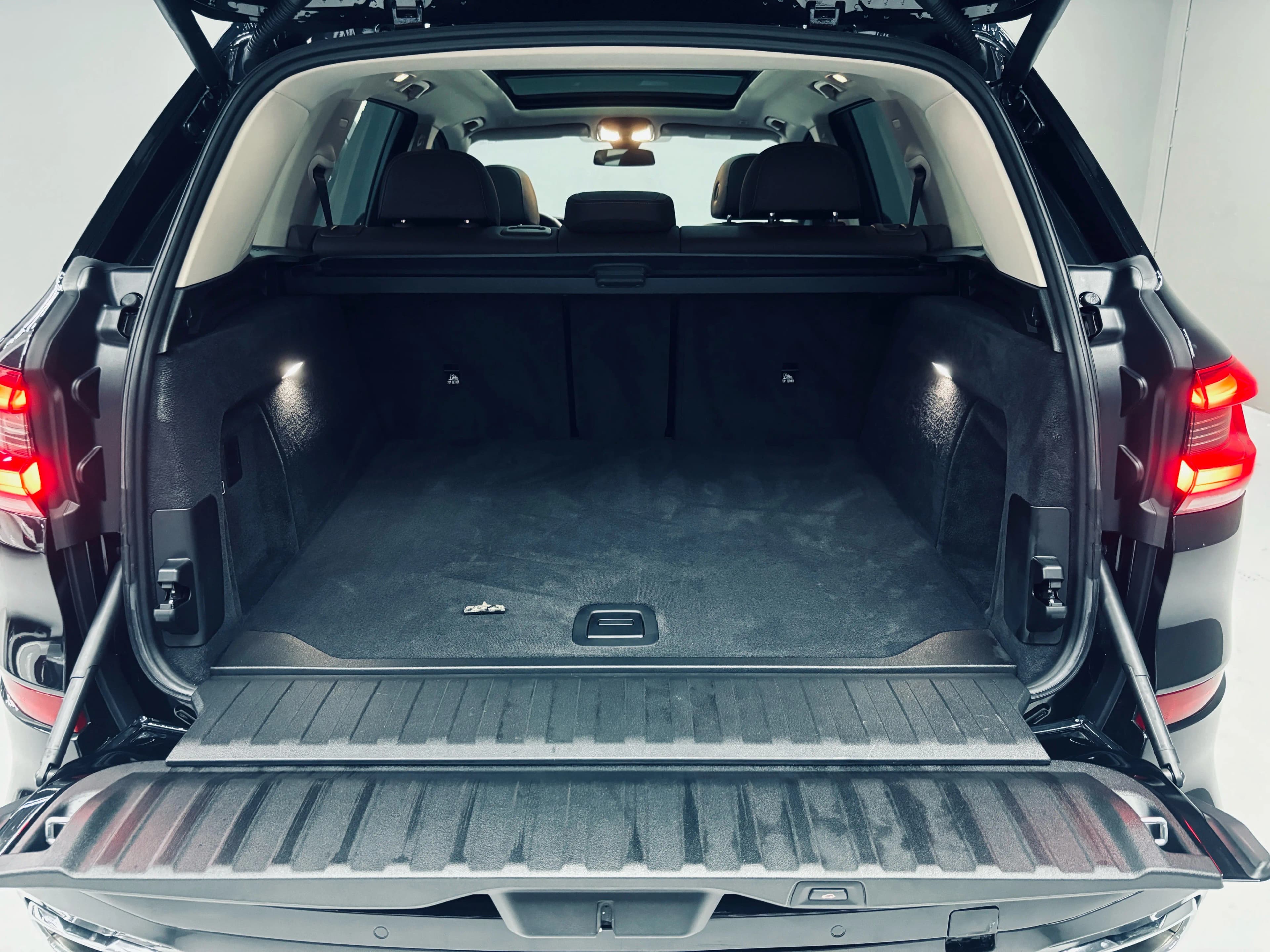 BMW X5 2023 г. 72111 км. — фото 16