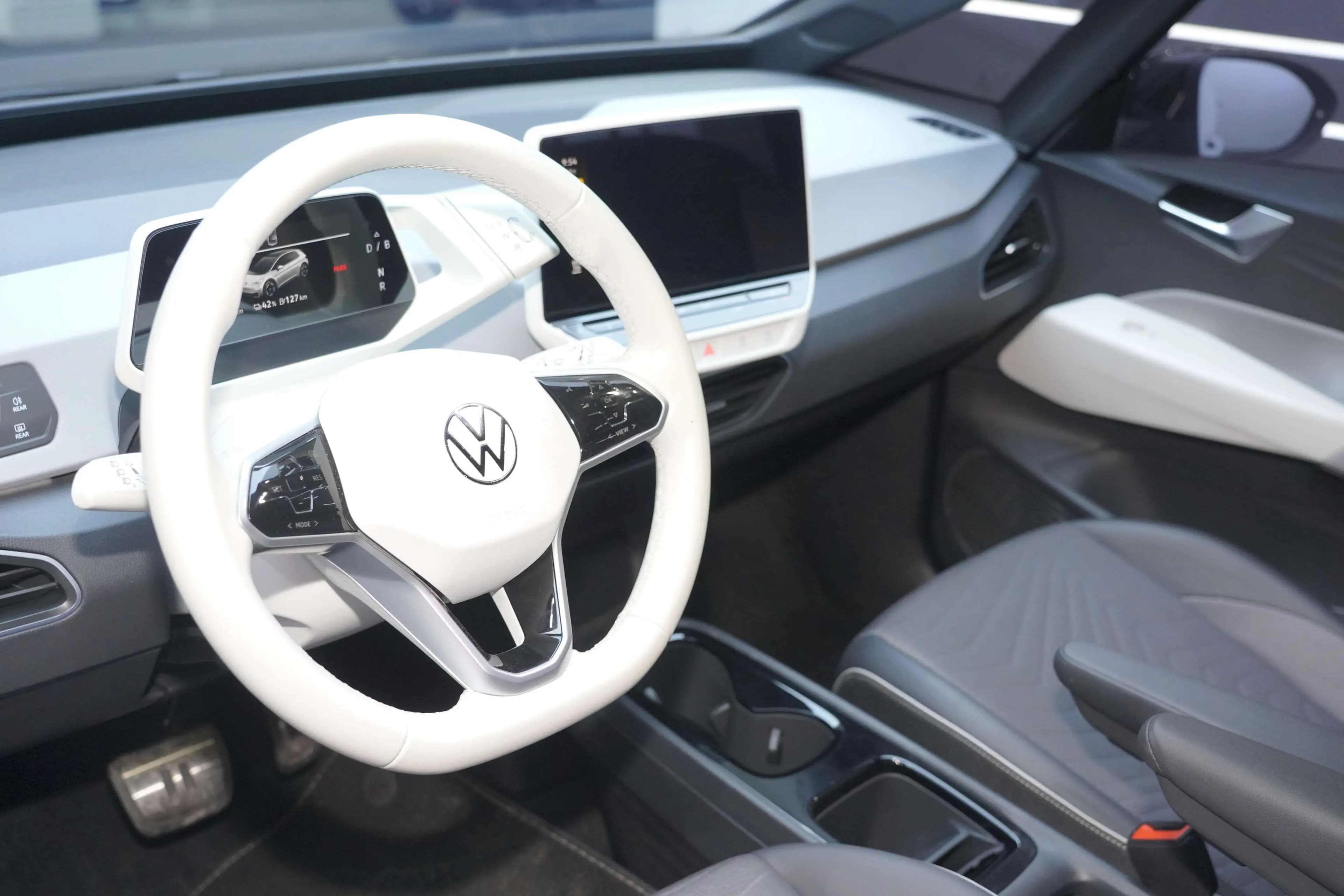 Volkswagen ID.3 2024 г. 22096 км. — фото 14