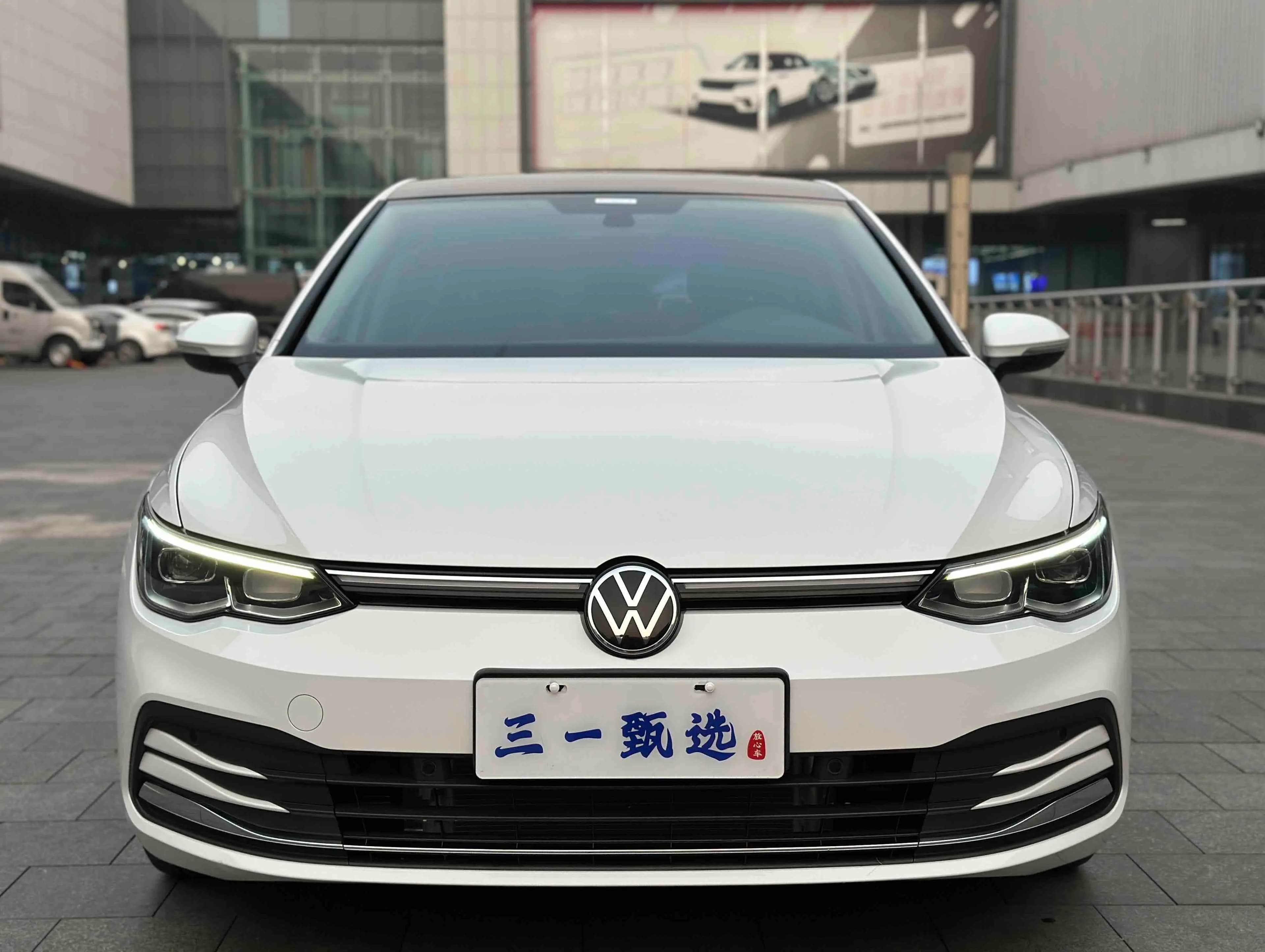 Volkswagen Golf 2022 г. 31000 км. — фото 2