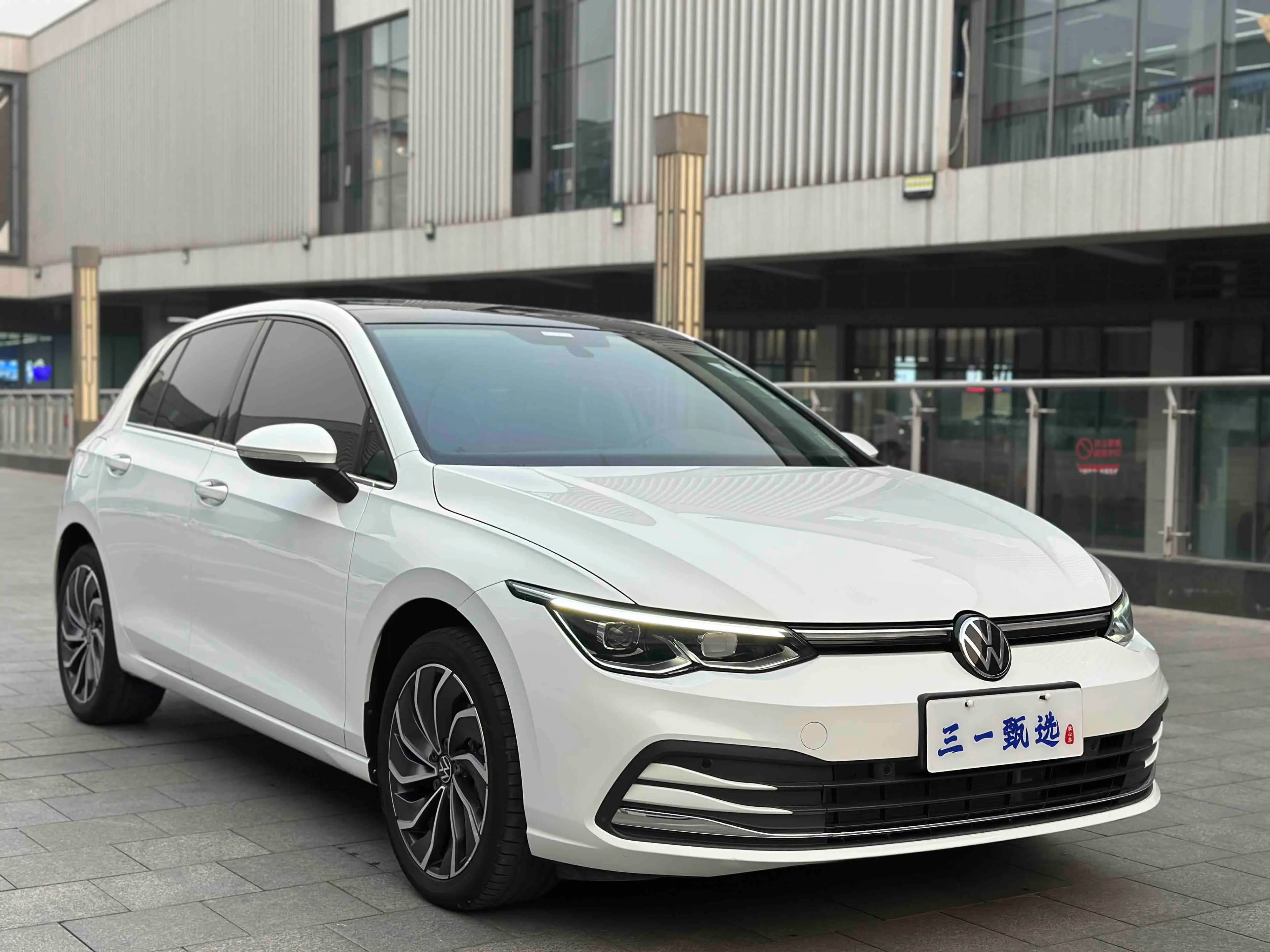 Volkswagen Golf 2022 г. 31000 км. — фото 3