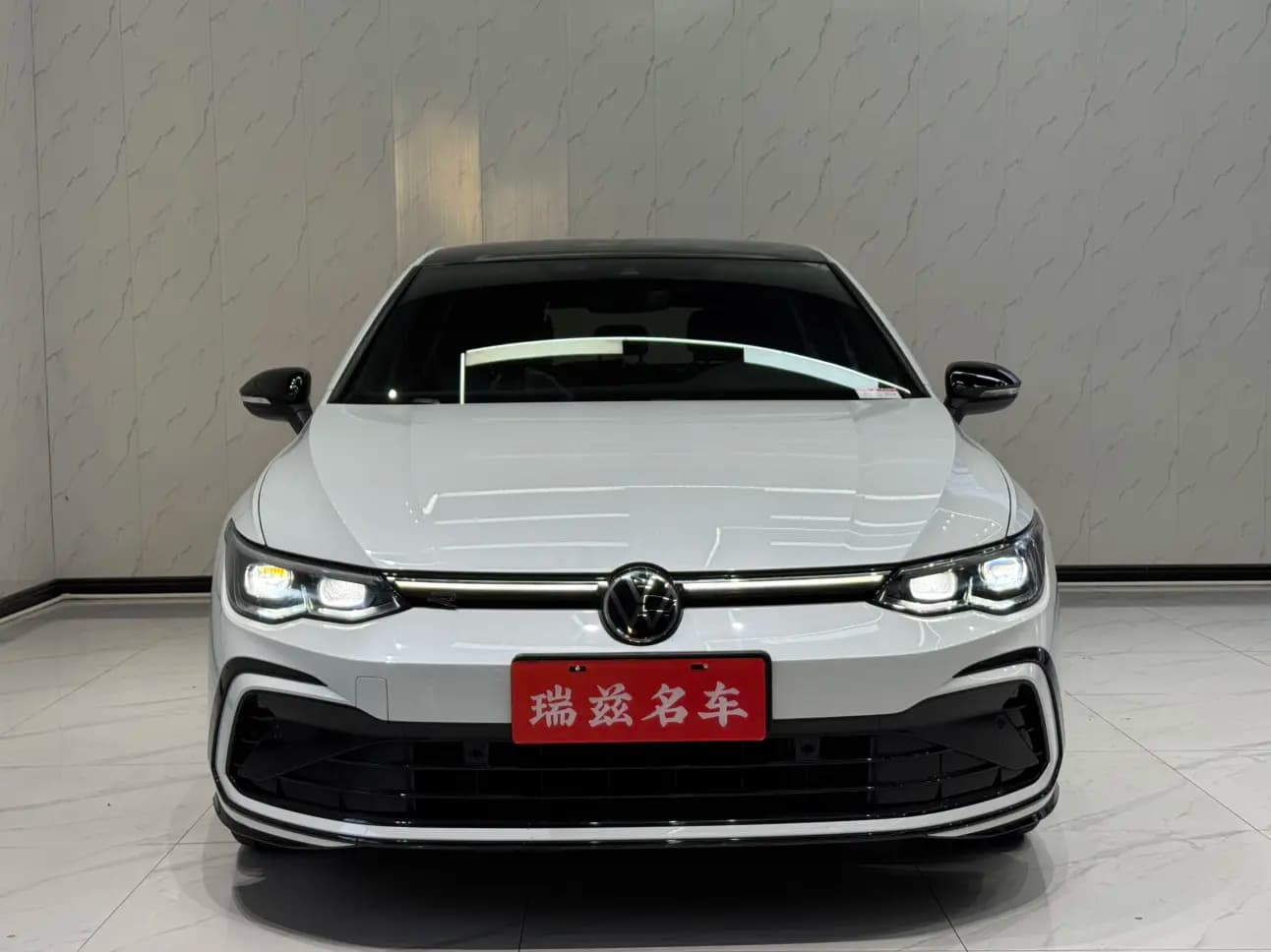 Volkswagen Golf 2021 г. 52000 км. — фото 2