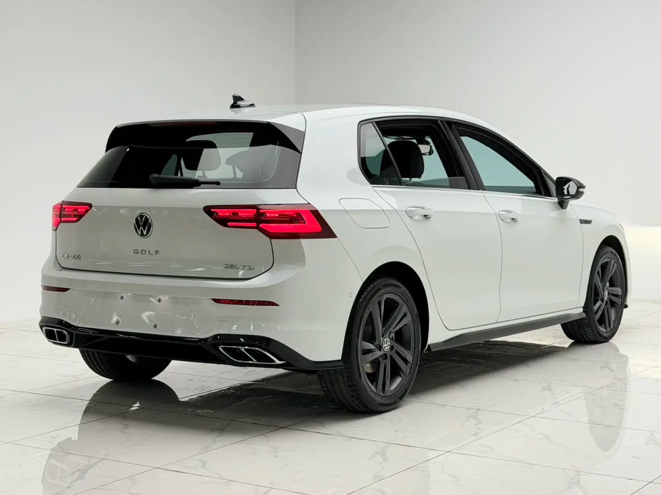 Volkswagen Golf 2023 г. 33700 км. — фото 6