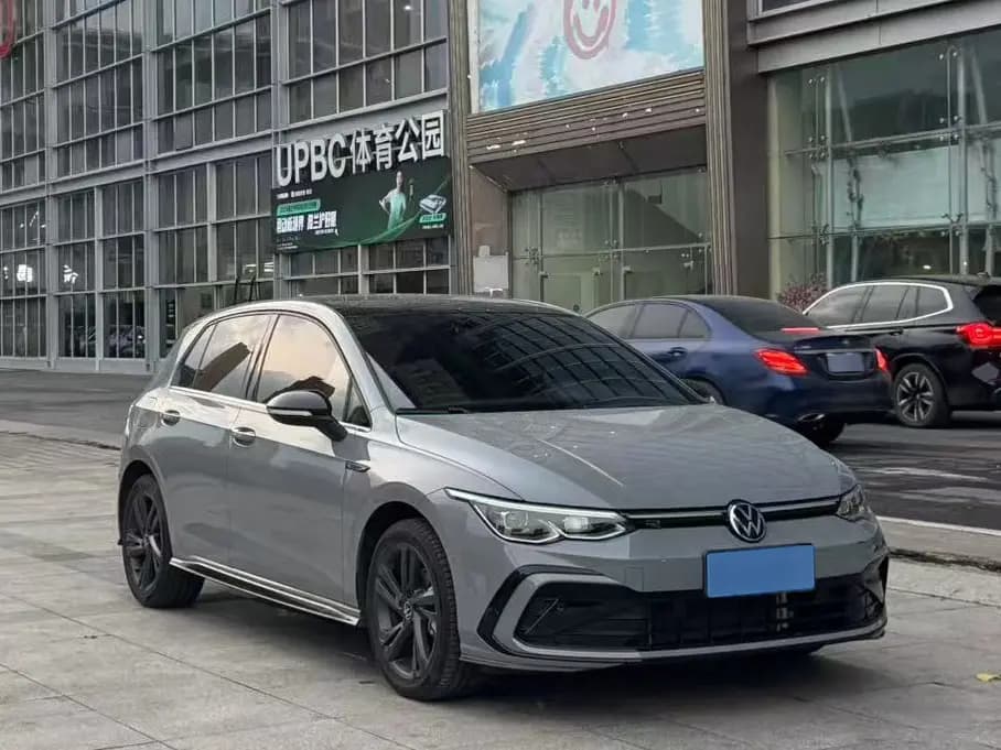 Volkswagen Golf 2023 г. 32142 км. — фото 3