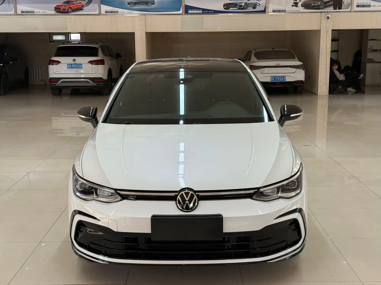 Volkswagen Golf 2022 г. 29143 км. — фото 2