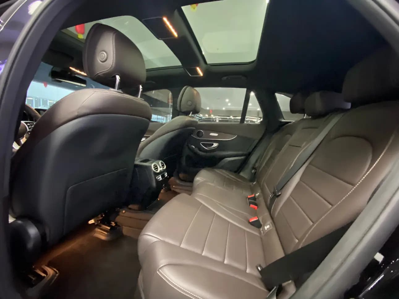 Mercedes-Benz GLC 2023 г. 44132 км. — фото 15