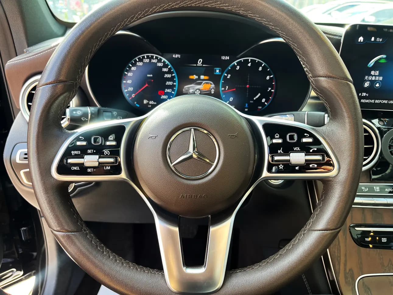 Mercedes-Benz GLC 2022 г. 50131 км. — фото 14