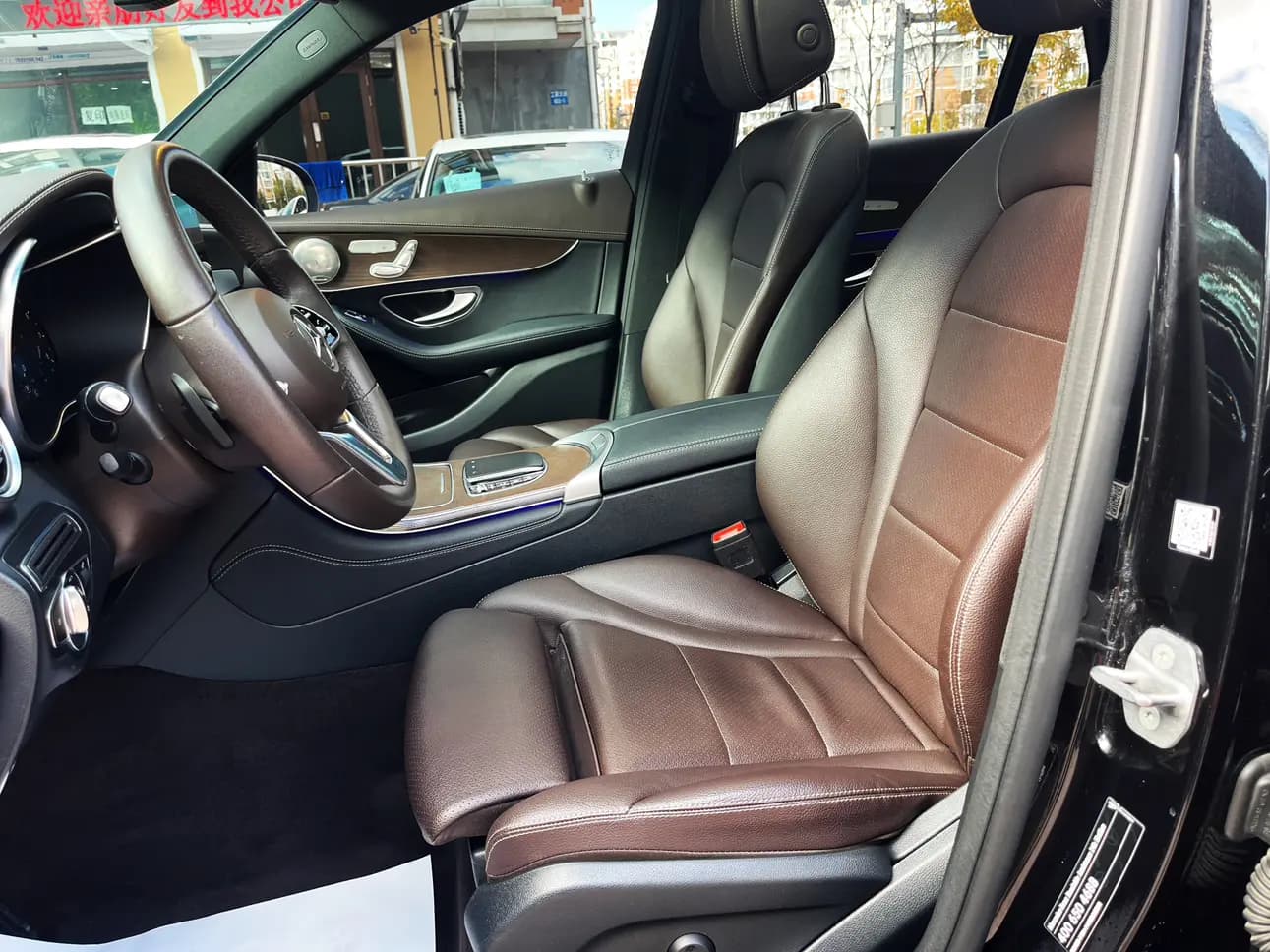 Mercedes-Benz GLC 2022 г. 50131 км. — фото 16