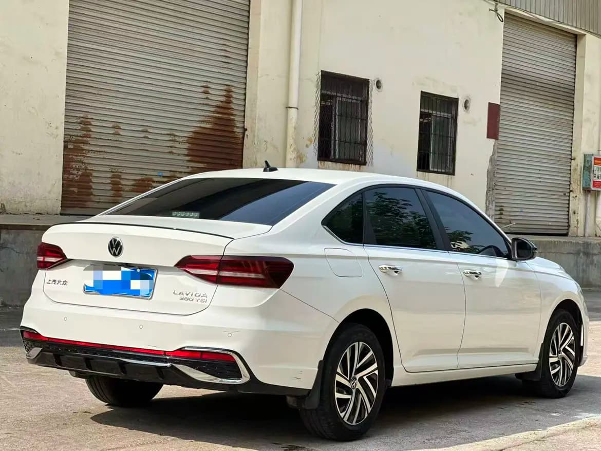 Volkswagen Lavida 2023 г. 16134 км. — фото 3