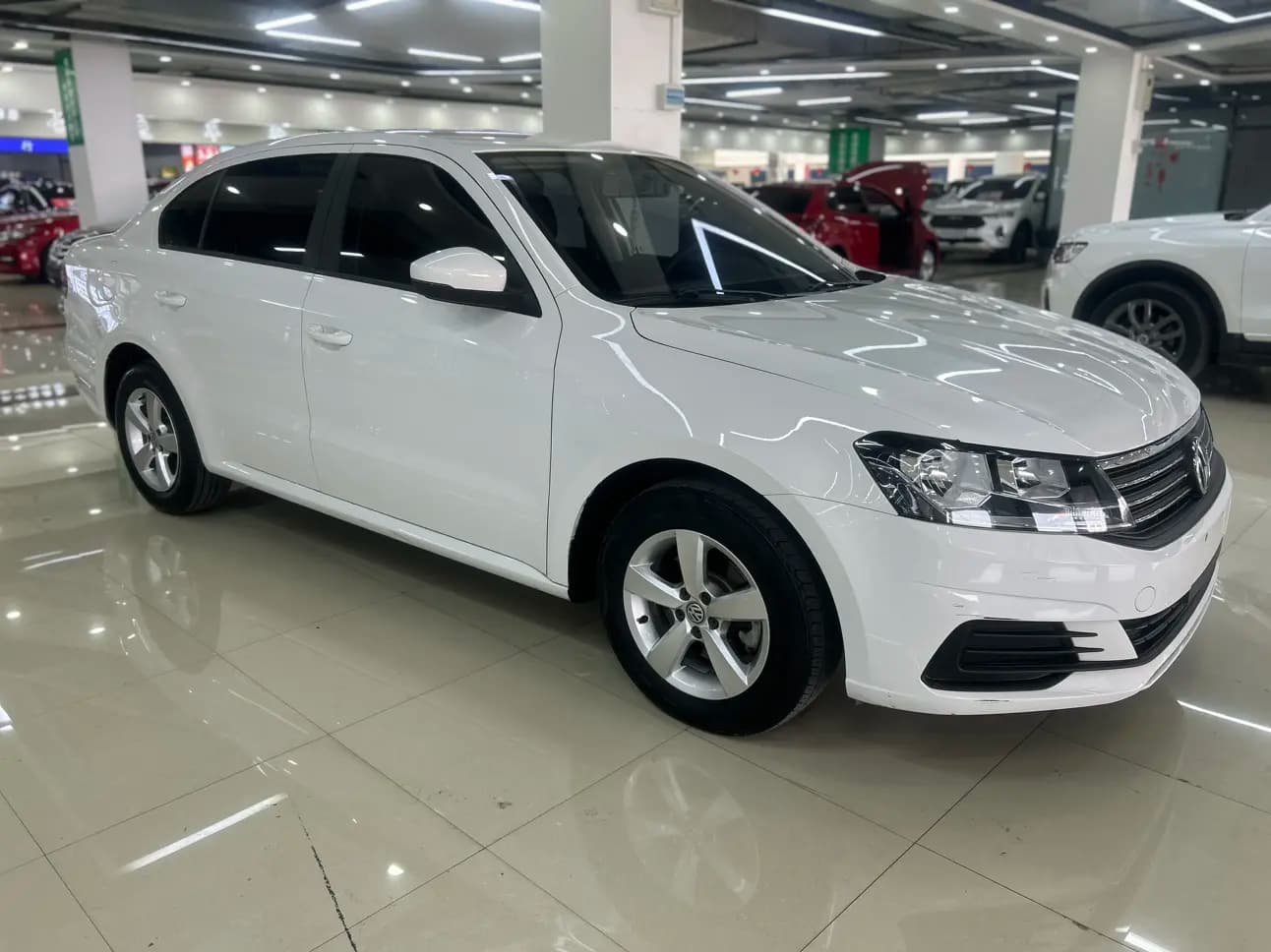 Volkswagen Lavida 2021 г. 95132 км. — фото 3