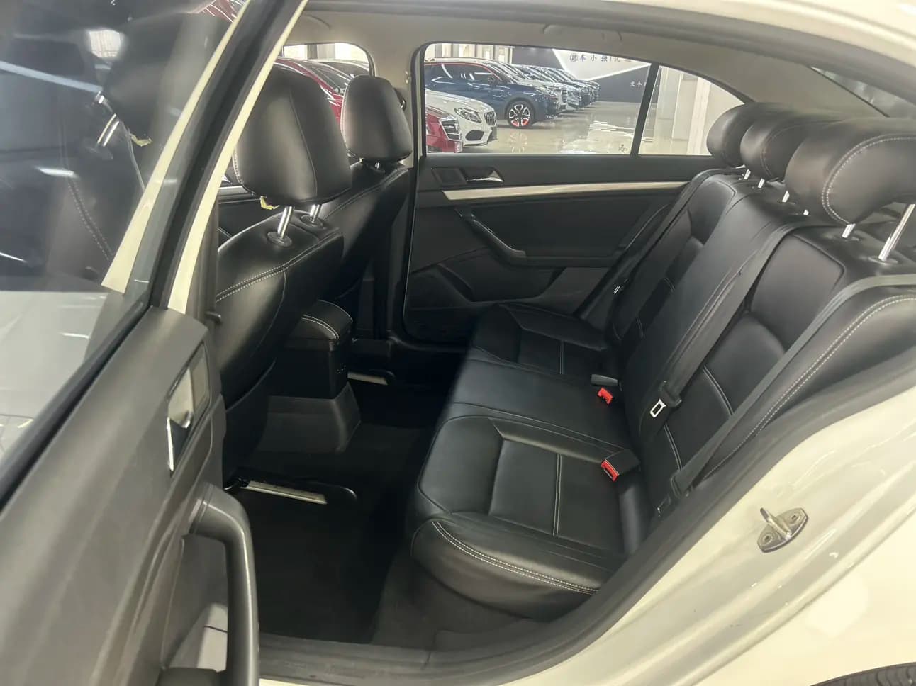 Volkswagen Lavida 2021 г. 95132 км. — фото 9