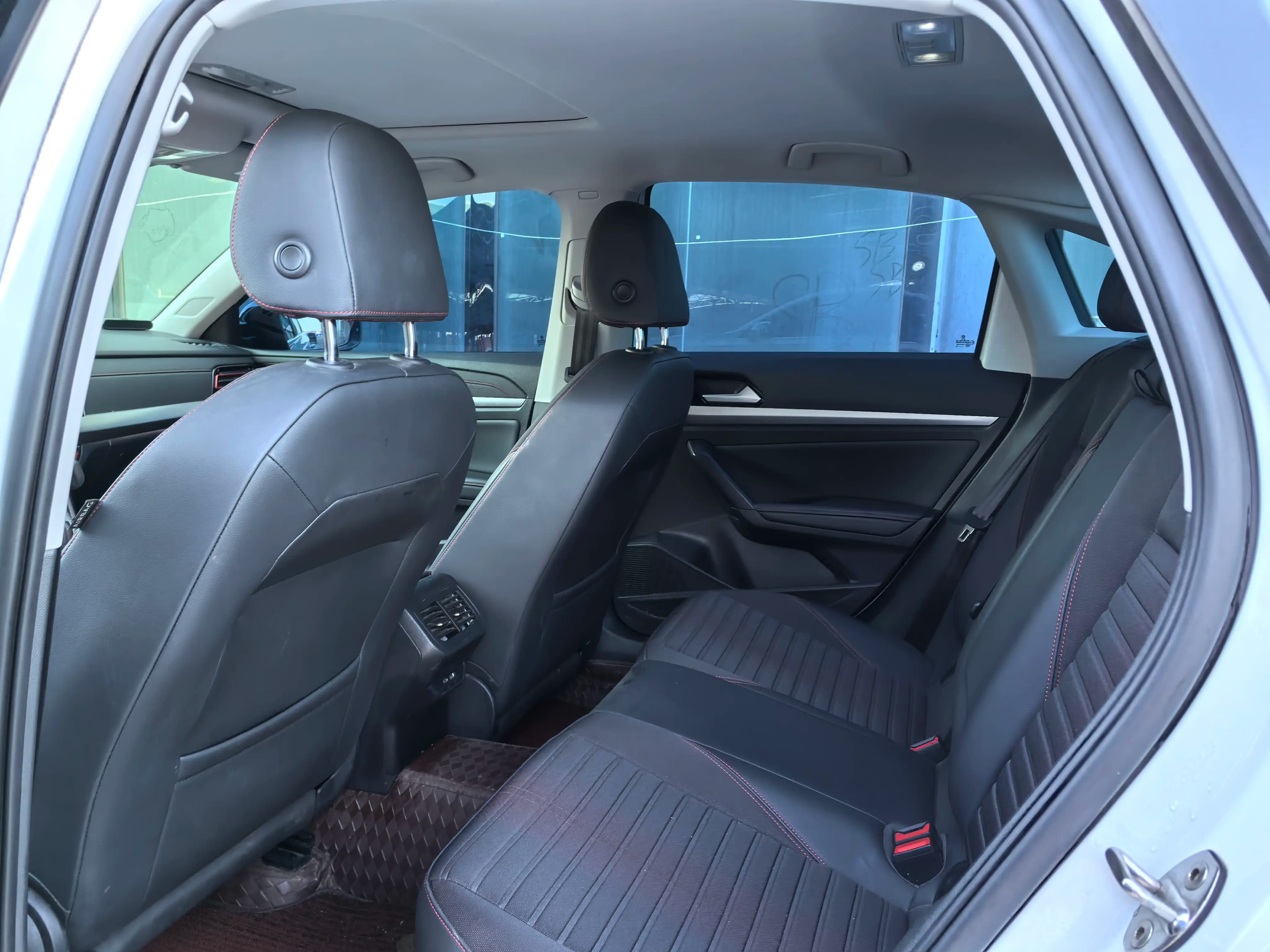 Volkswagen Lavida 2023 г. 23131 км. — фото 10