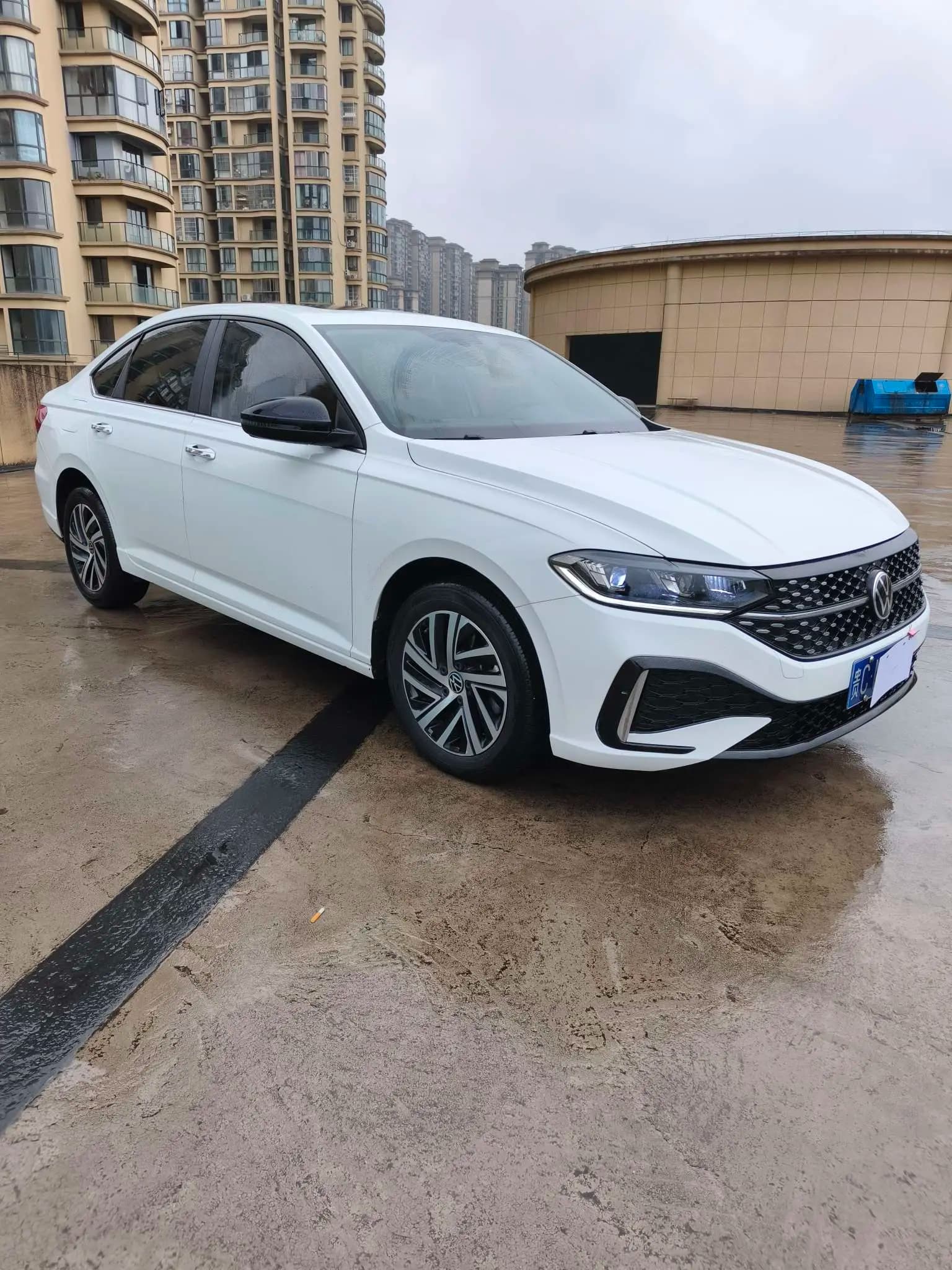 Volkswagen Lavida 2022 г. 41128 км. — фото 3