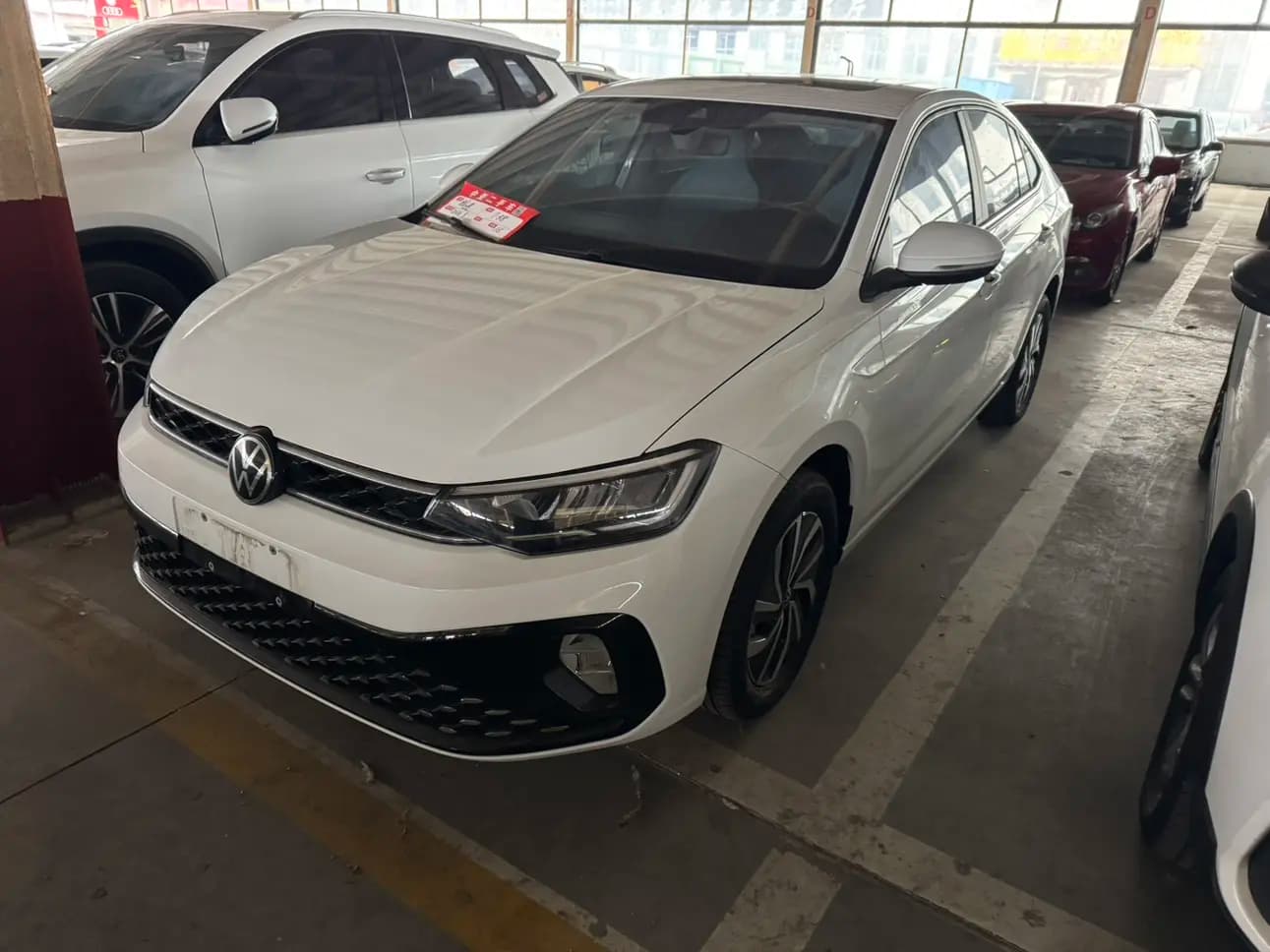 Volkswagen Lavida 2024 г. 11127 км.